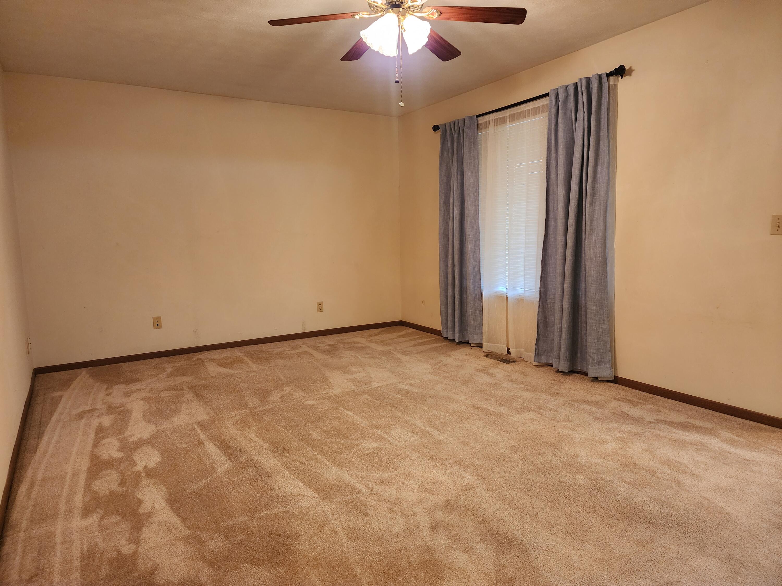521 Julia, Urbana, Ohio 43078