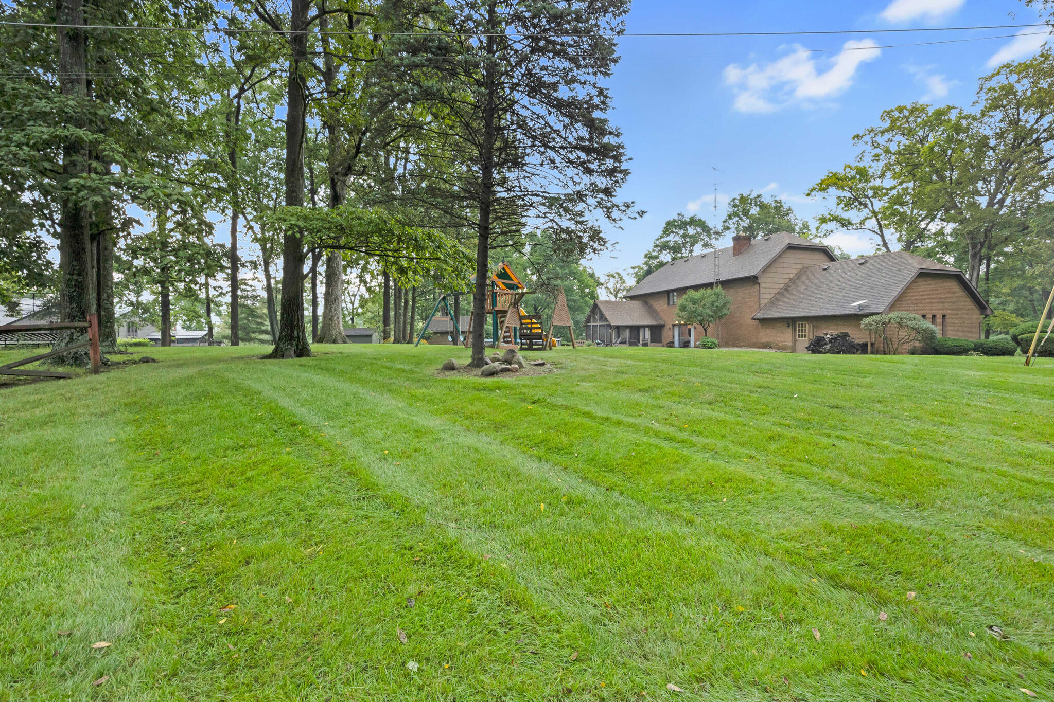 100 Tanglewood, West Liberty, Ohio 43357