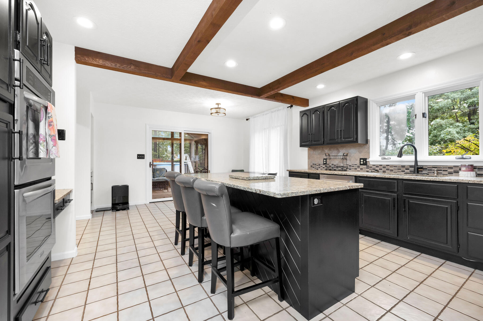 100 Tanglewood, West Liberty, Ohio 43357