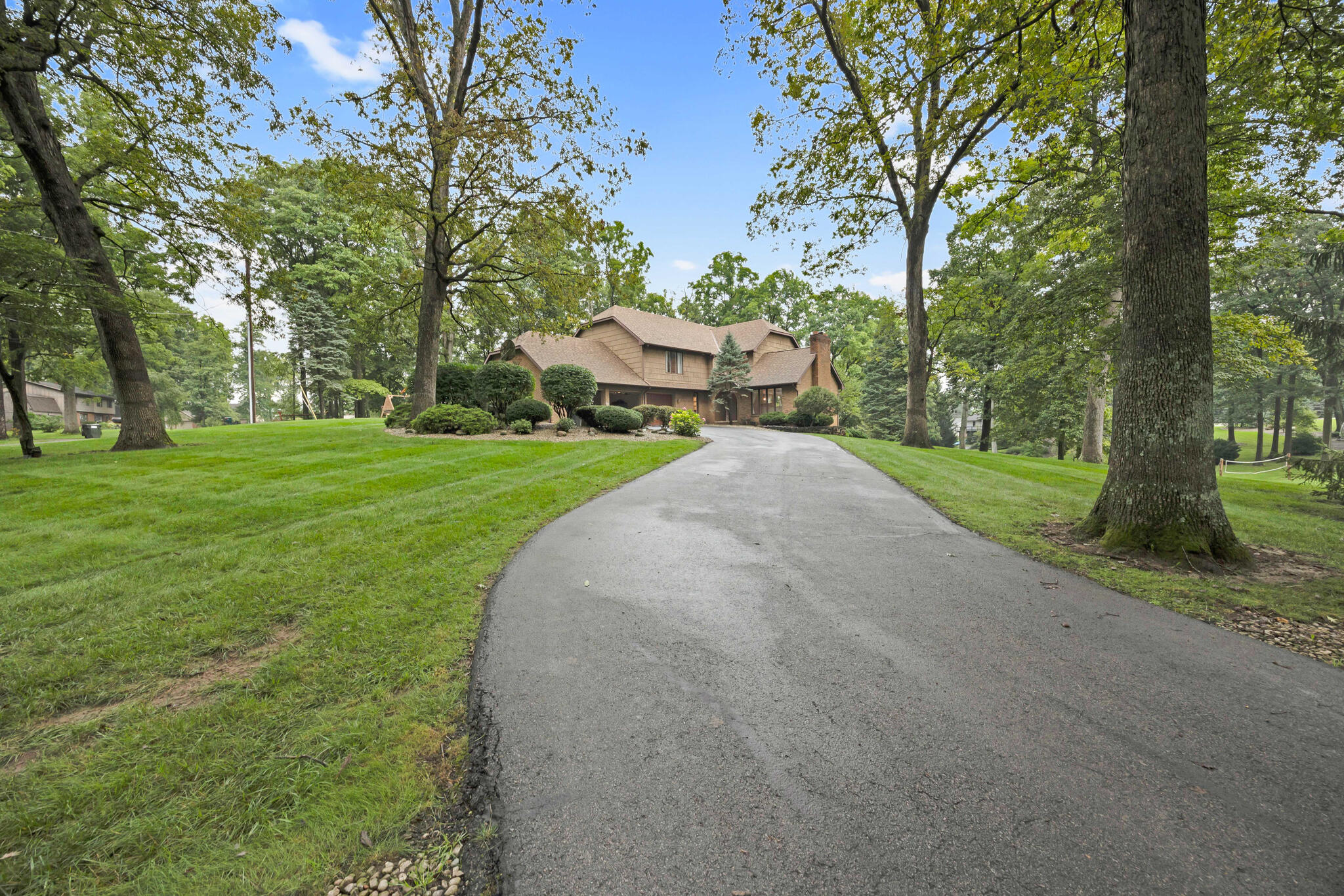 100 Tanglewood, West Liberty, Ohio 43357