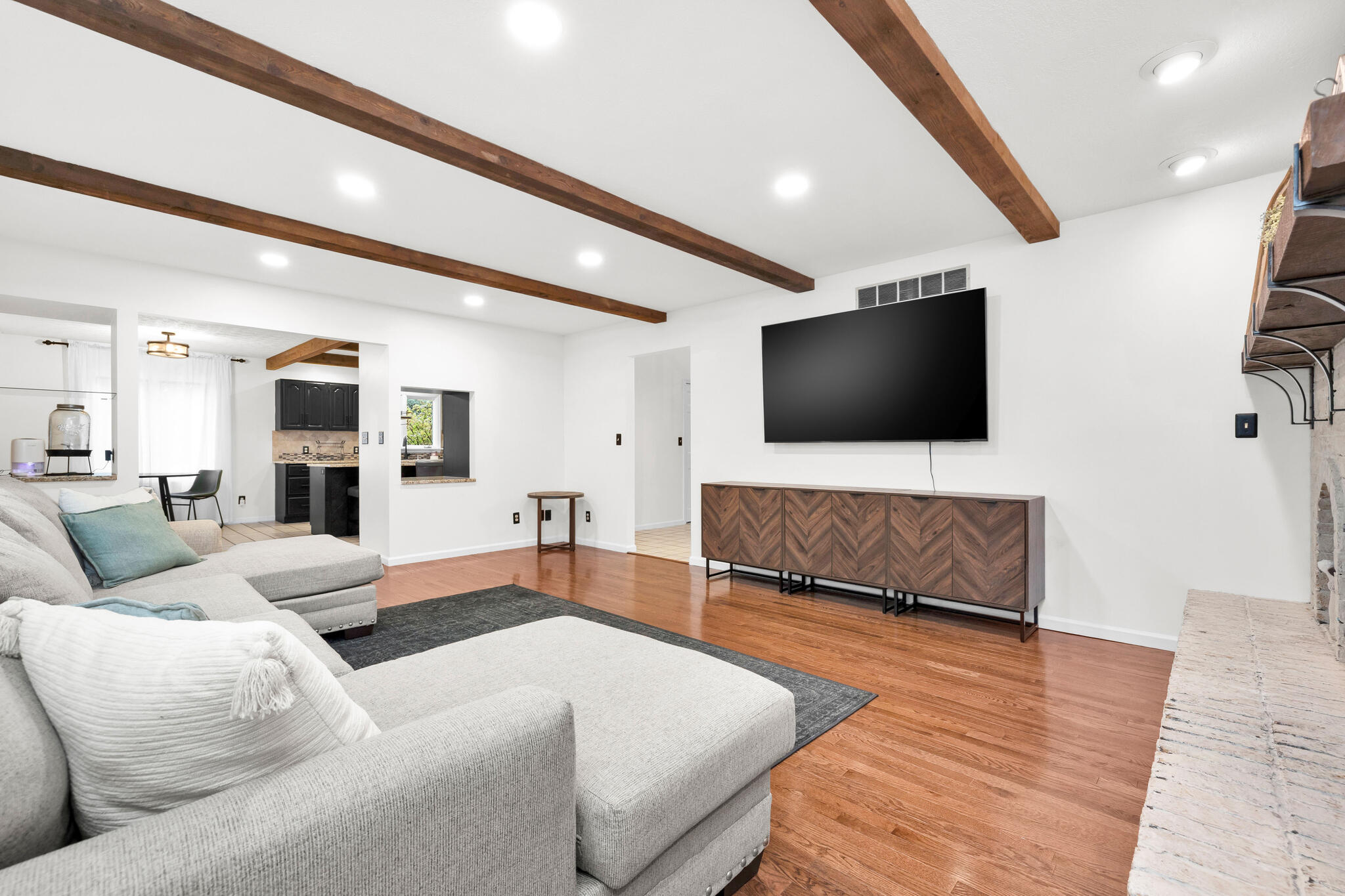 100 Tanglewood, West Liberty, Ohio 43357