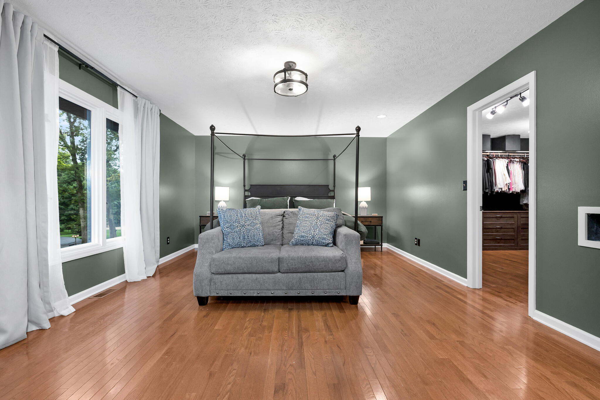 100 Tanglewood, West Liberty, Ohio 43357
