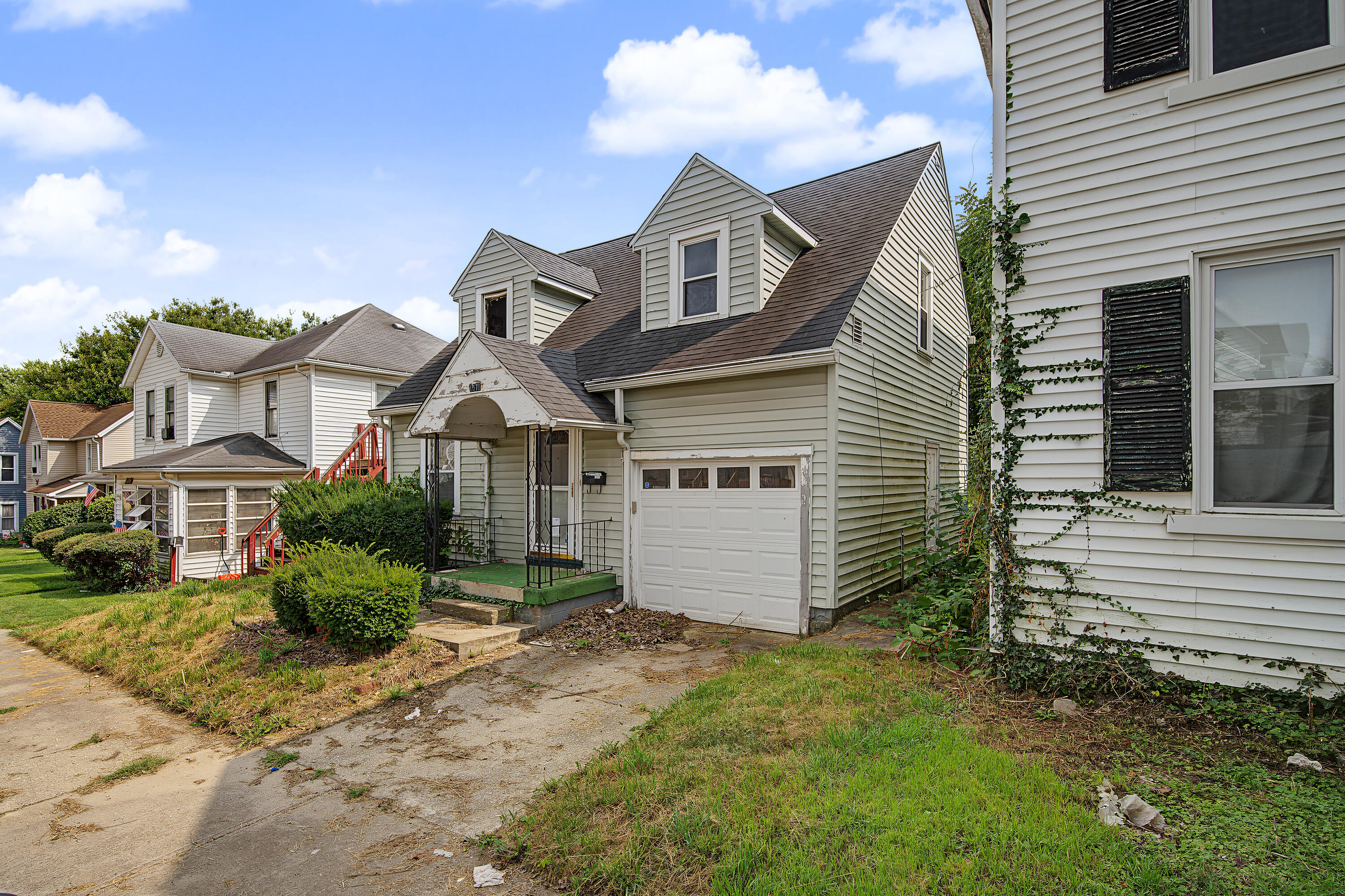 1575 Highland, Springfield, Ohio 45503