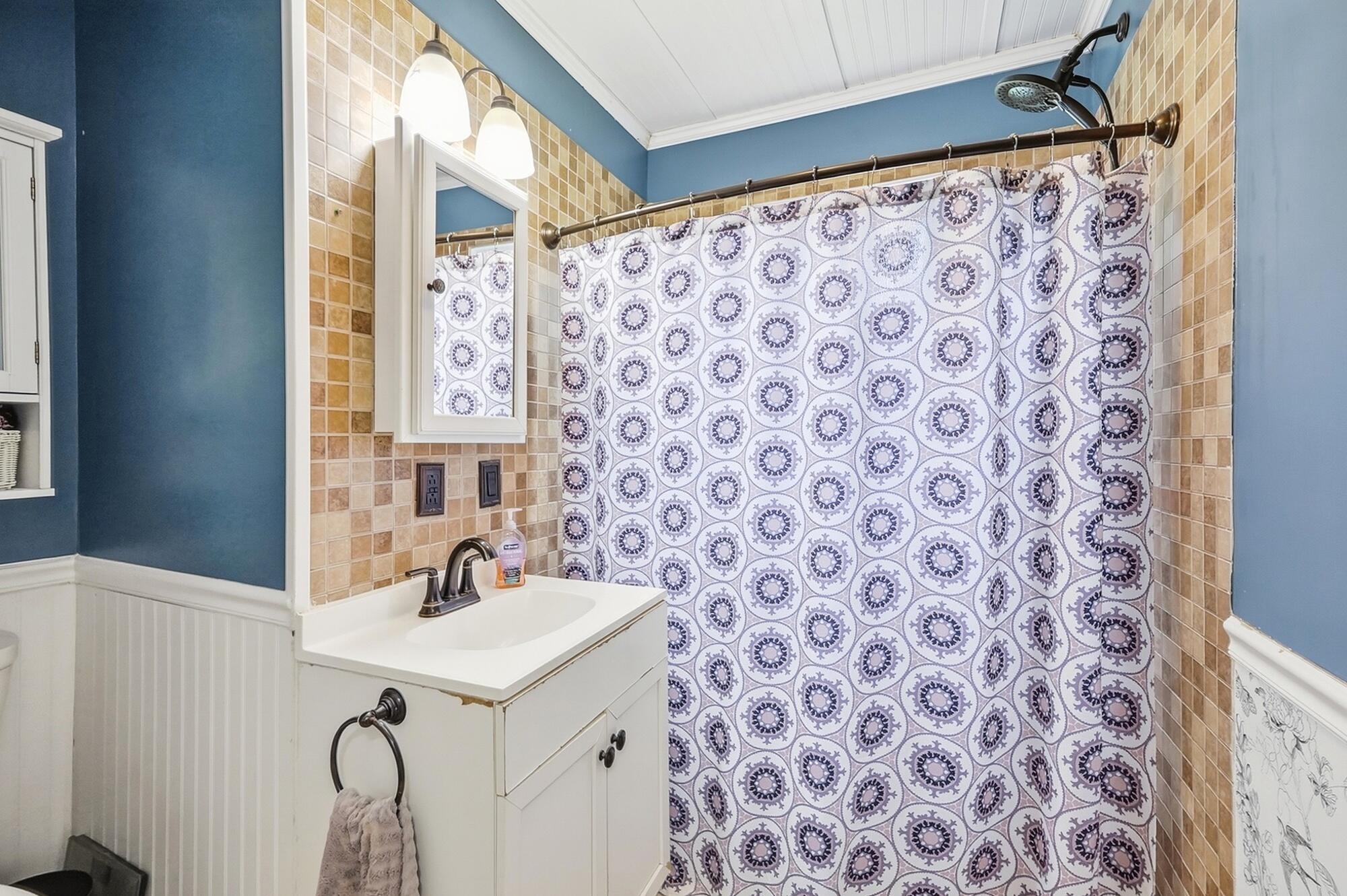 39 Oaksmere, Springfield, Ohio 45503