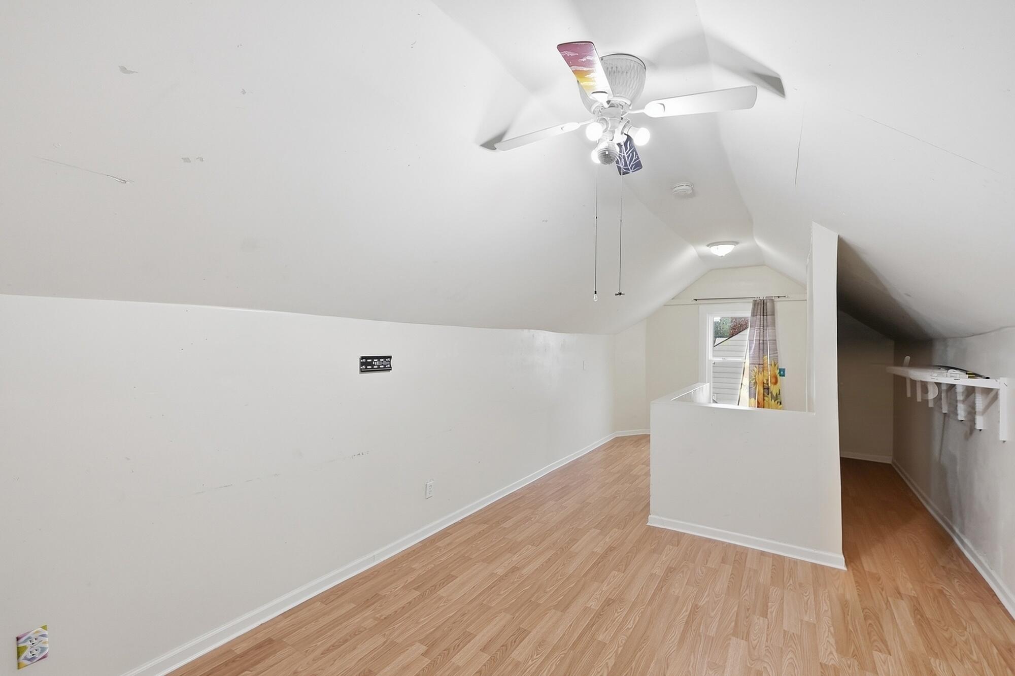 39 Oaksmere, Springfield, Ohio 45503