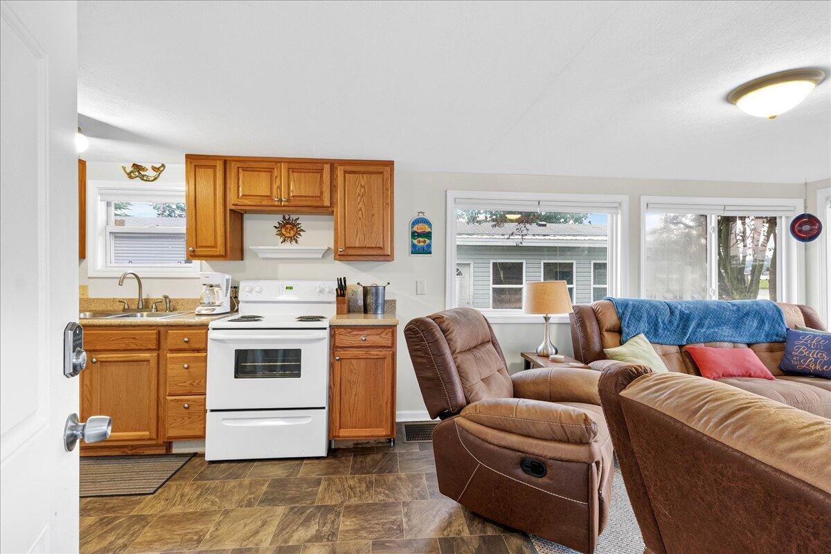 8651 State Route 368, Huntsville, Ohio 43324