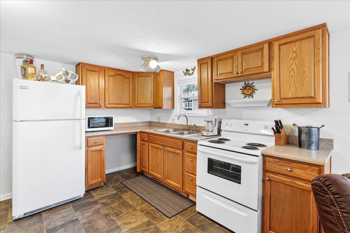 8651 State Route 368, Huntsville, Ohio 43324