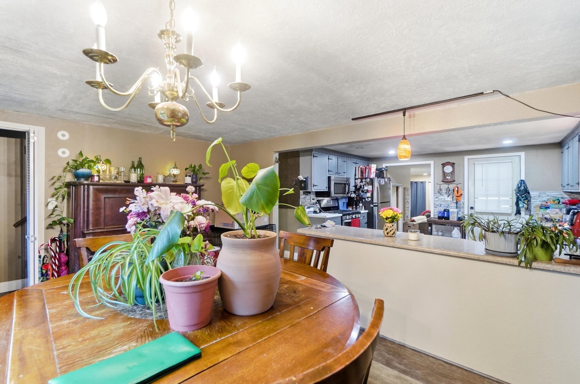 1310 Texas, Springfield, Ohio 45505