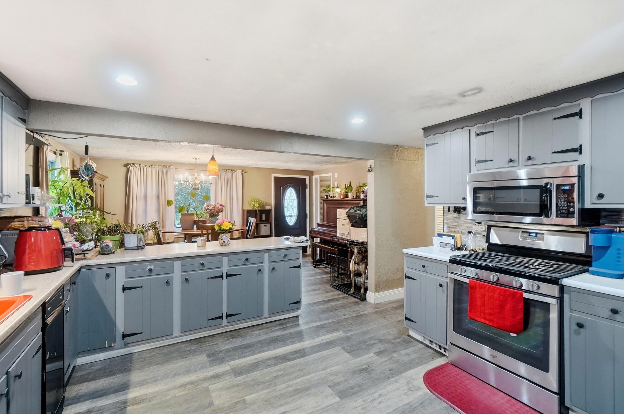 1310 Texas, Springfield, Ohio 45505