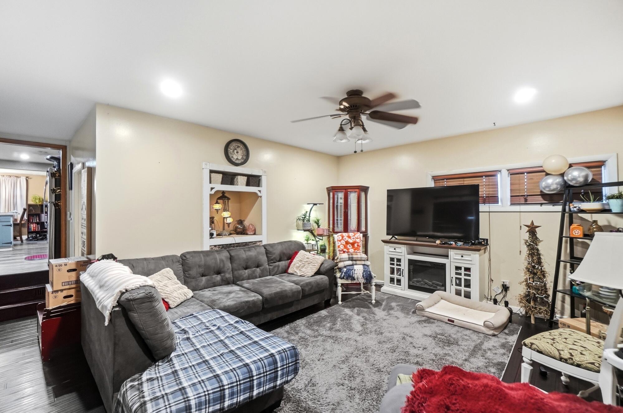 1310 Texas, Springfield, Ohio 45505
