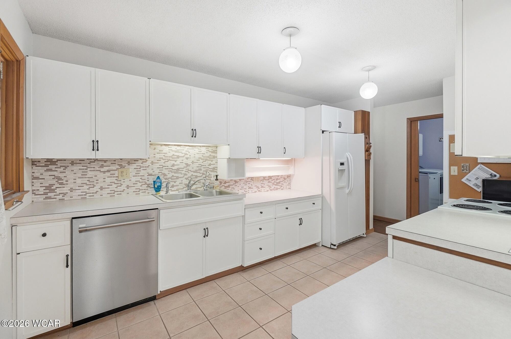 229 Brookwood Drive, Bluffton, Ohio
