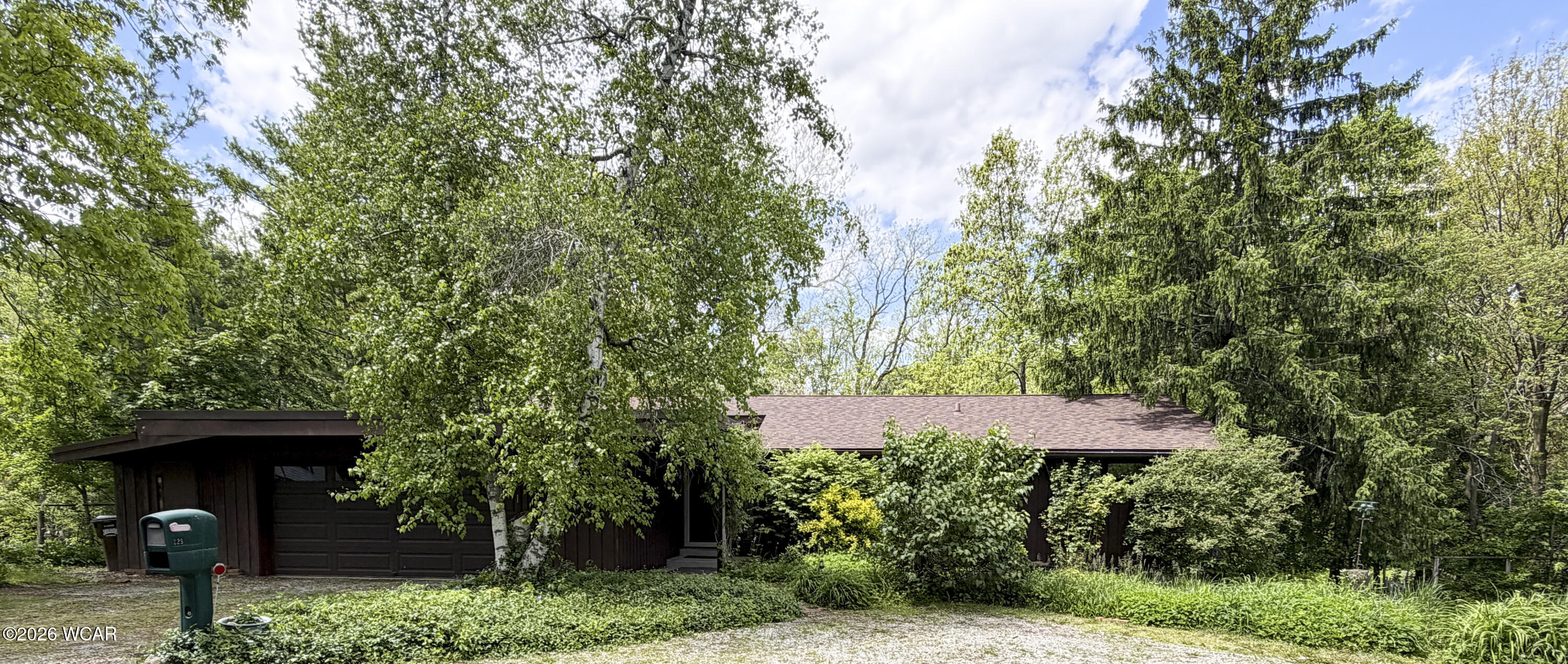 229 Brookwood Drive, Bluffton, Ohio