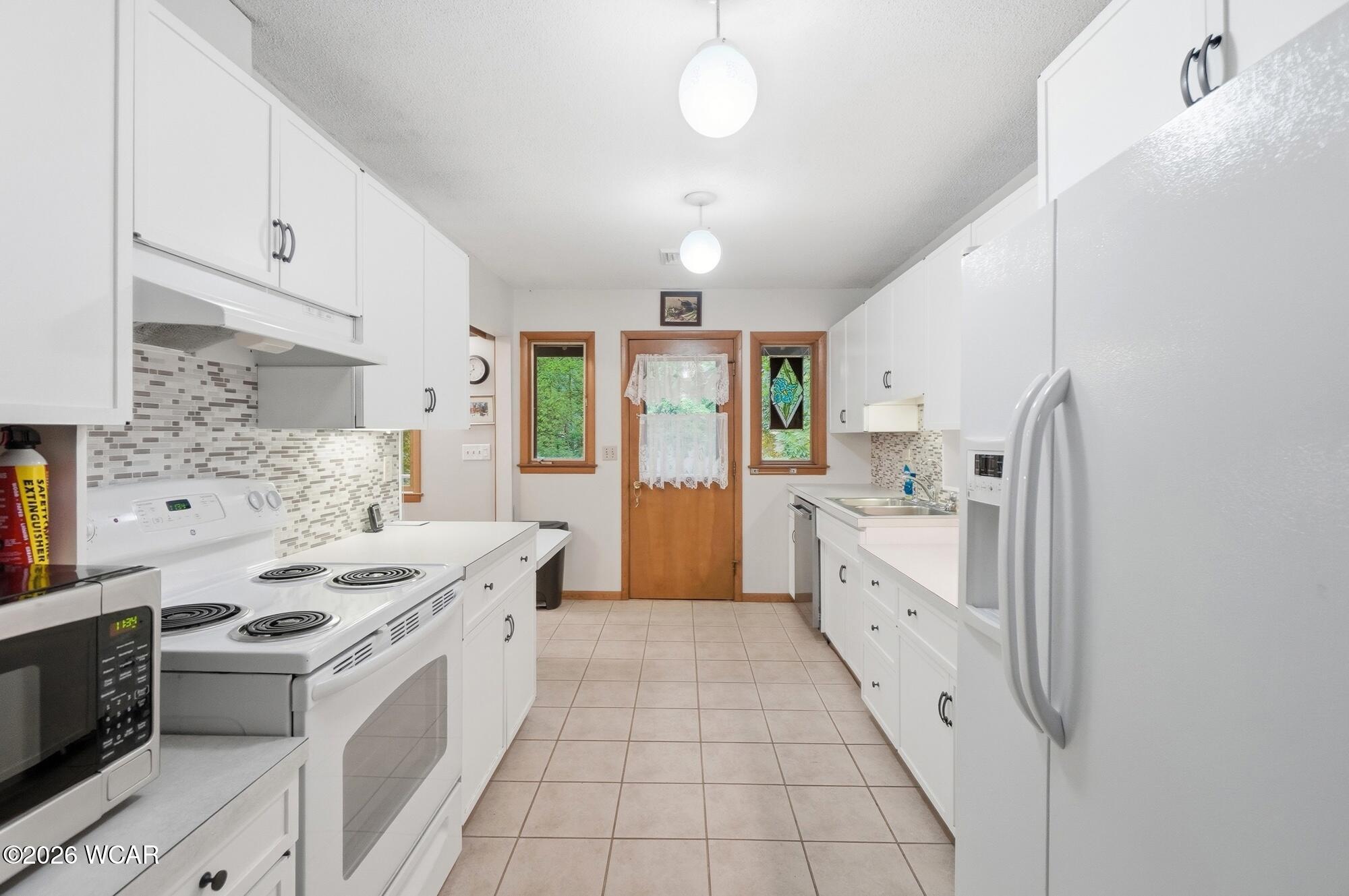 229 Brookwood Drive, Bluffton, Ohio