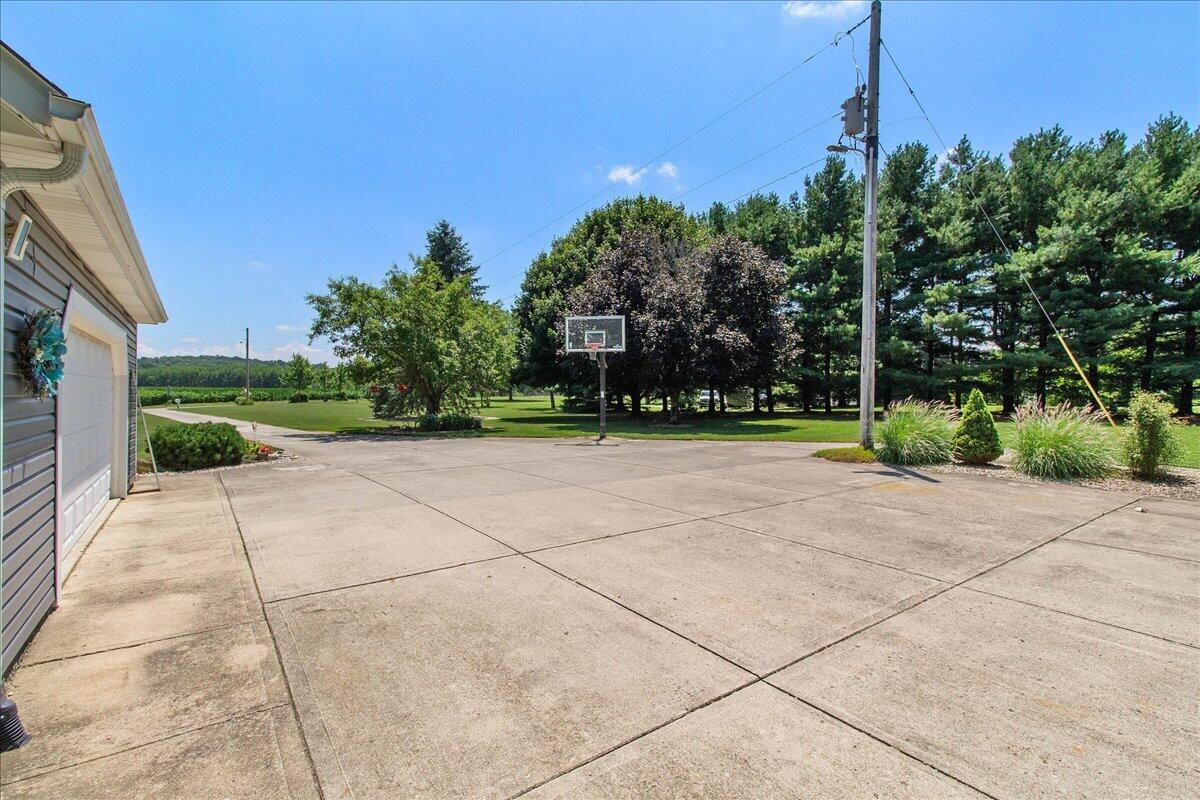 8306 Township Road 166, West Liberty, Ohio 43357