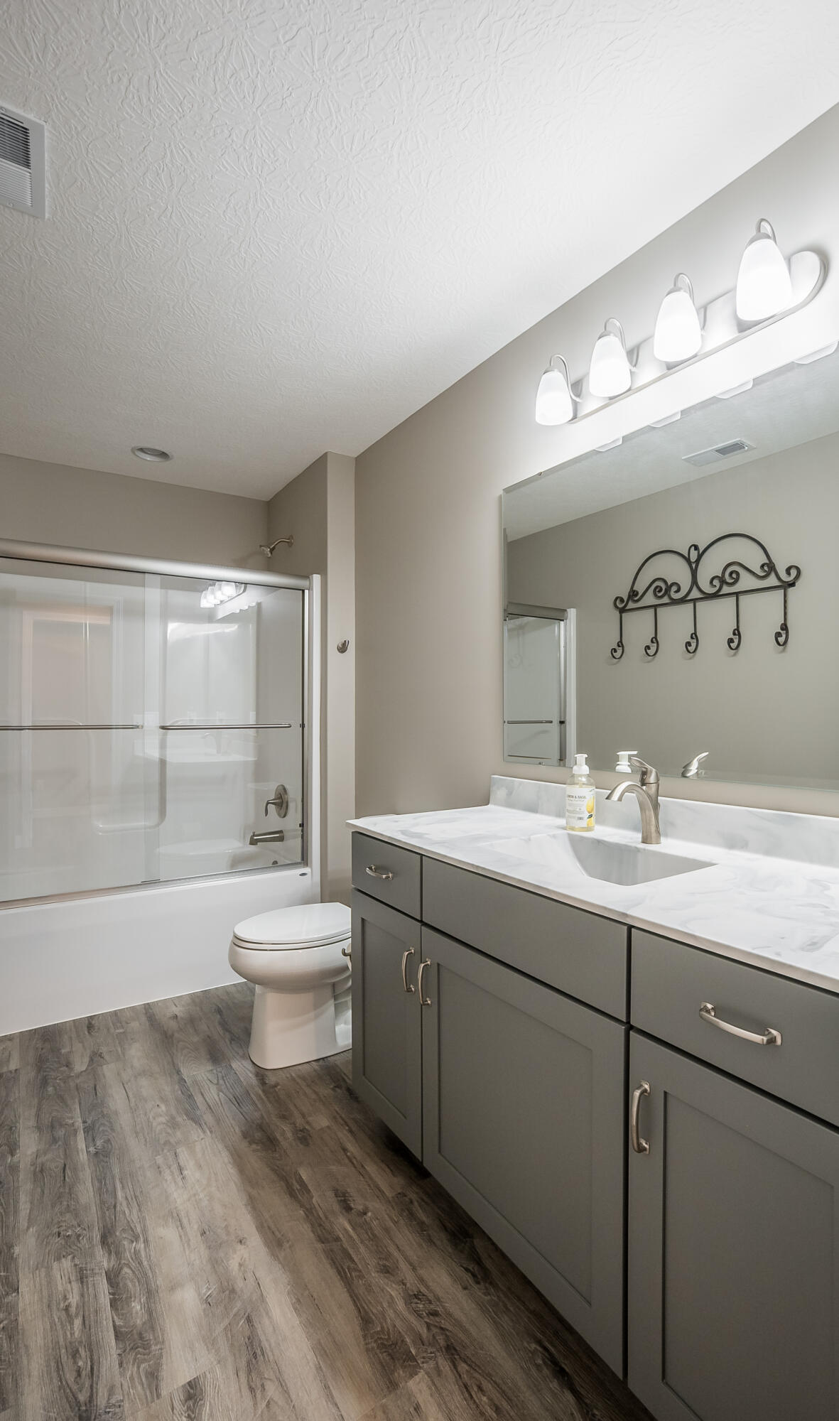 607 Bentley, Troy, Ohio 45373