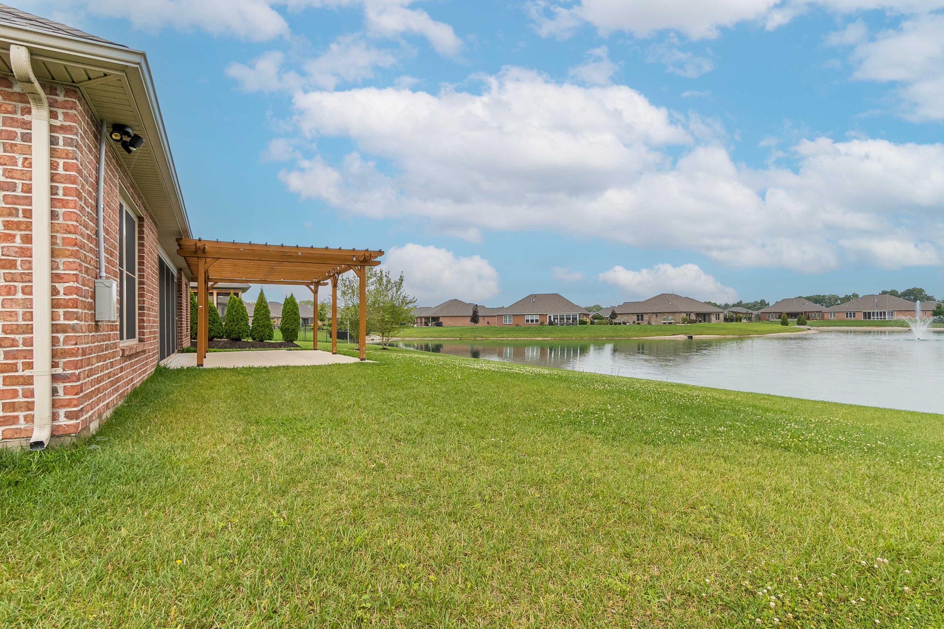 607 Bentley, Troy, Ohio 45373
