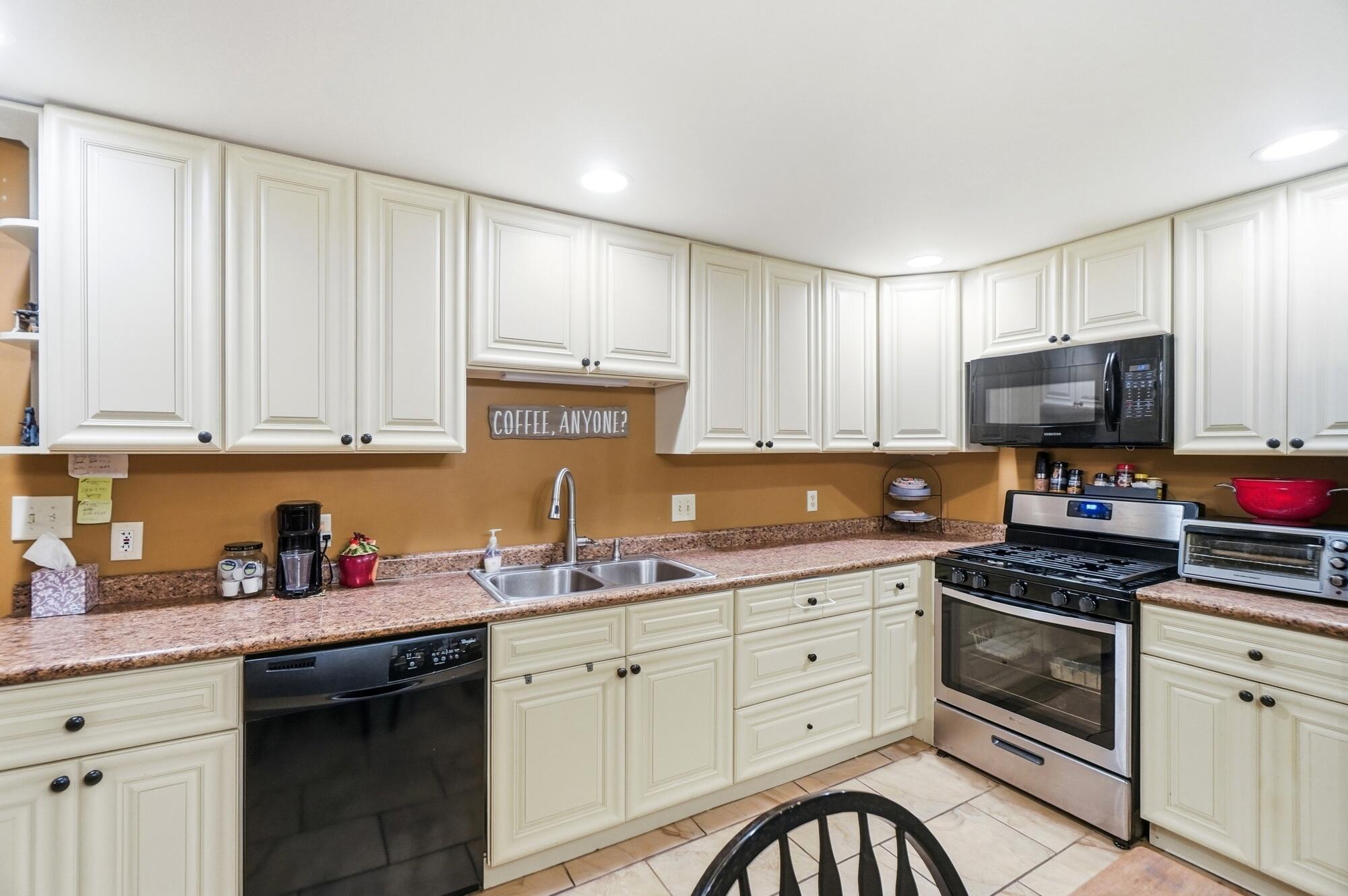 4225 Tacoma, Springfield, Ohio 45503