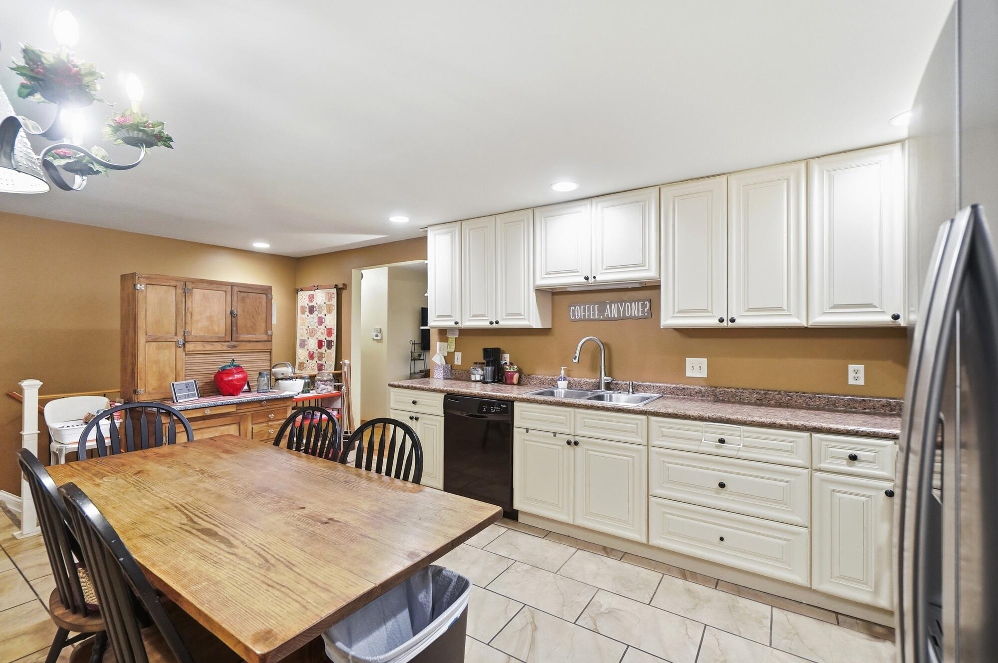 4225 Tacoma, Springfield, Ohio 45503
