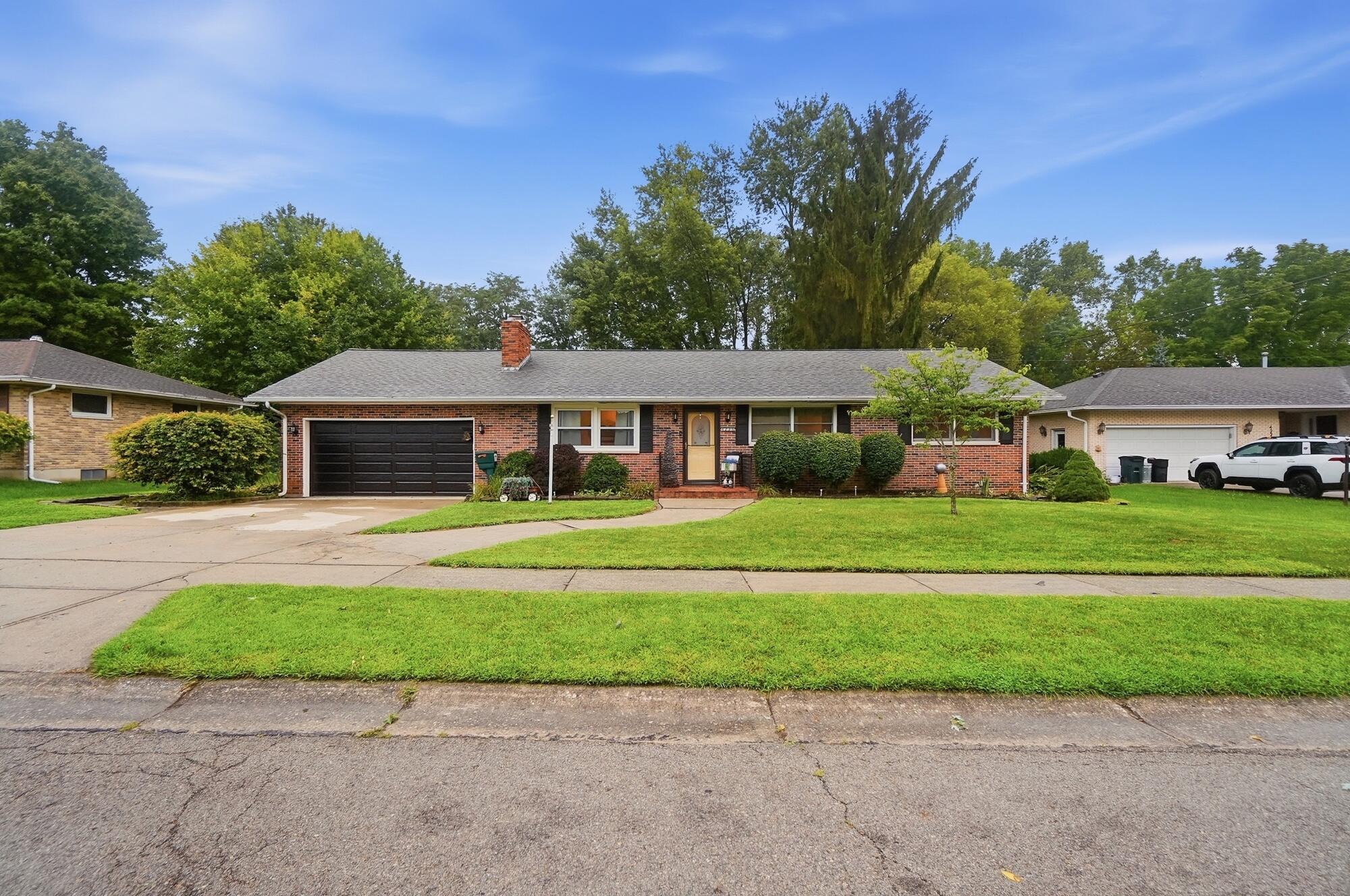4225 Tacoma, Springfield, Ohio 45503