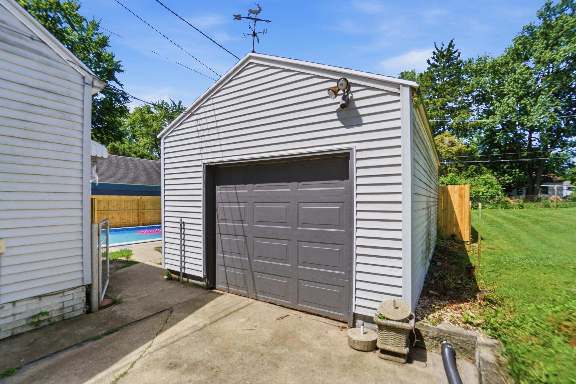 706 Radcliffe, Lima, Ohio 45804