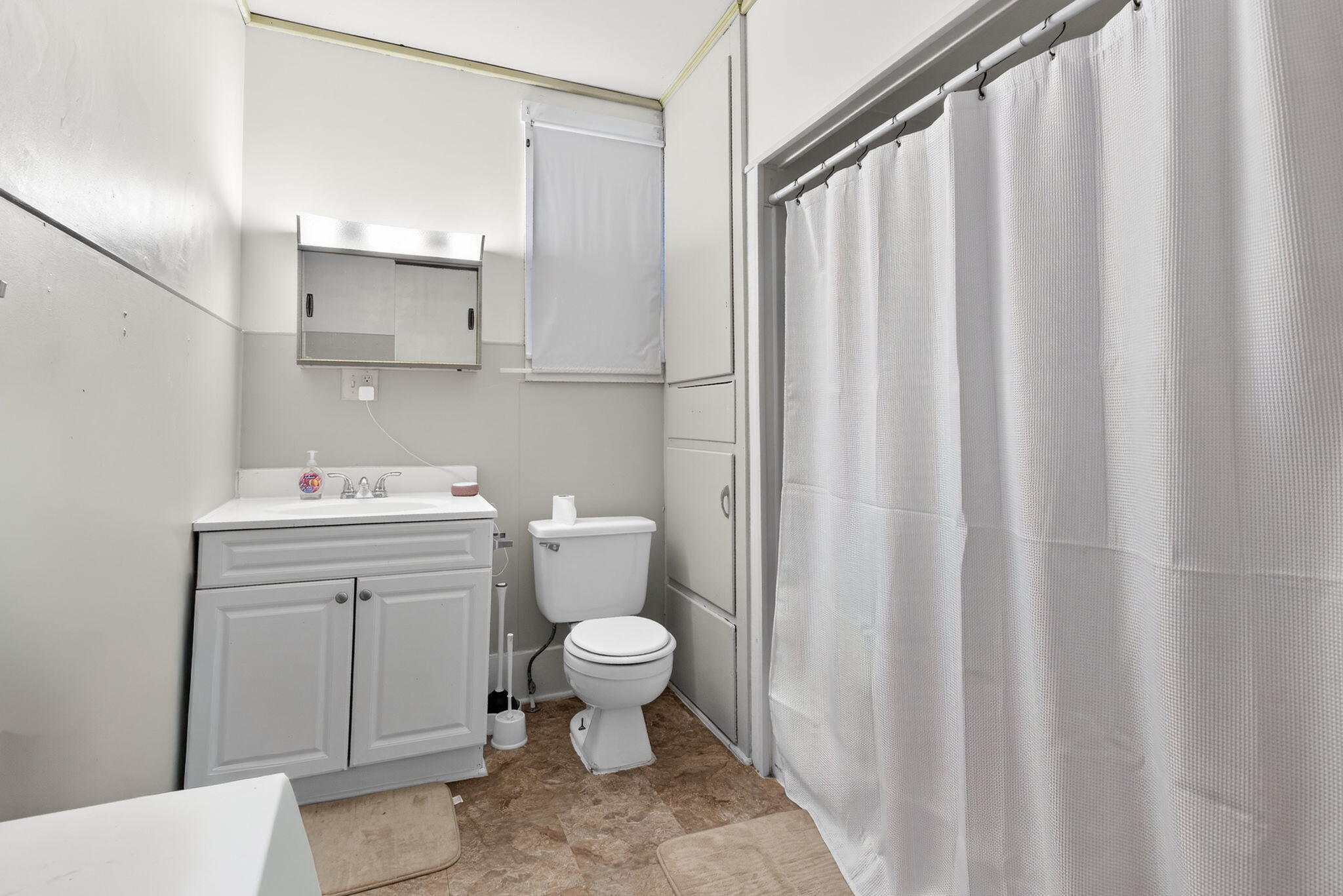 208 Madriver, Bellefontaine, Ohio 43311