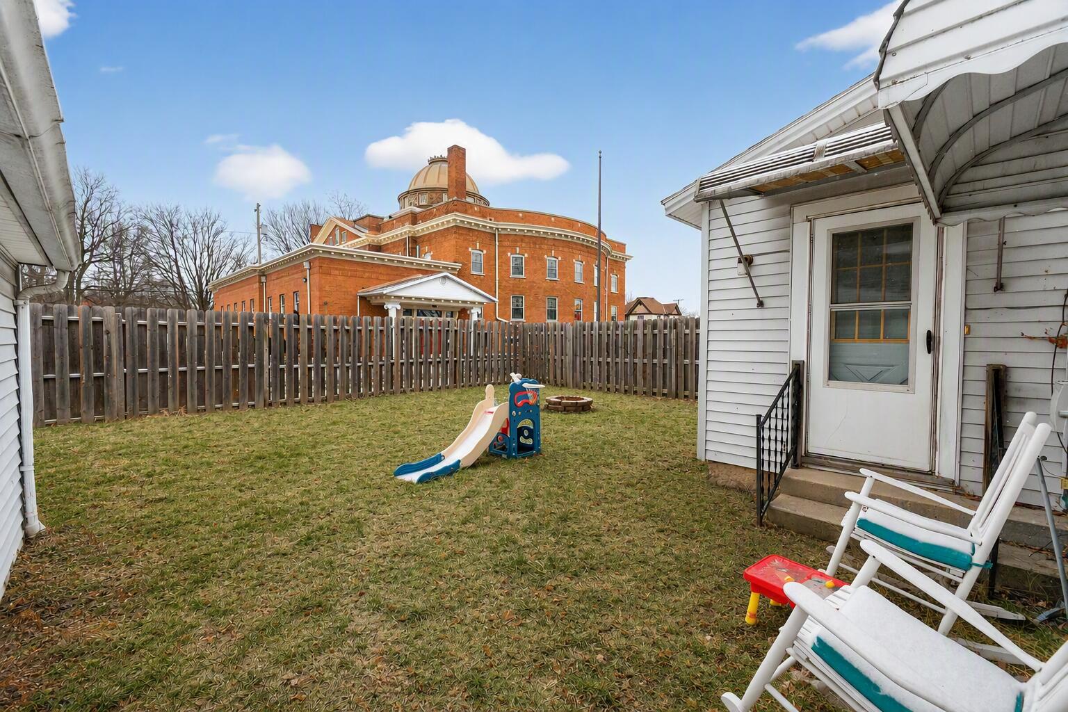 208 Madriver, Bellefontaine, Ohio 43311