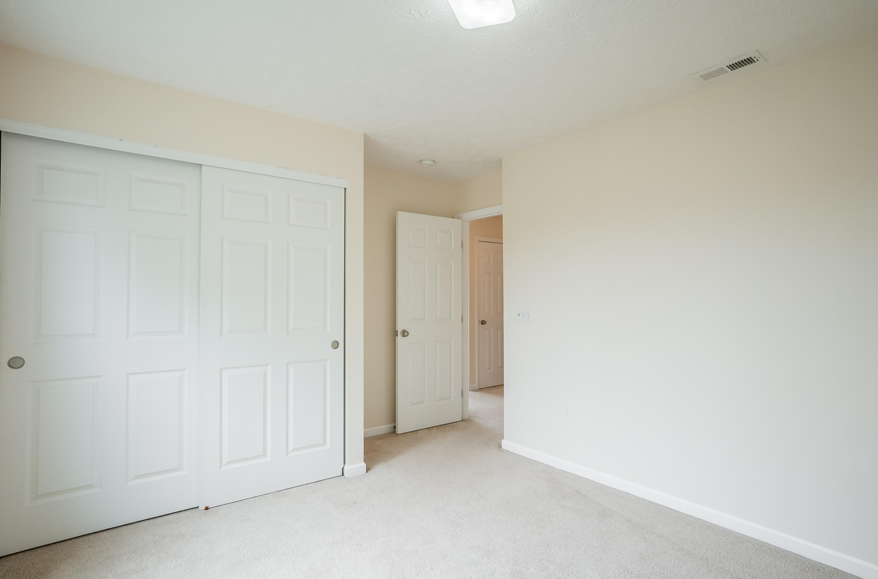 2880 Manor, Troy, Ohio 45373