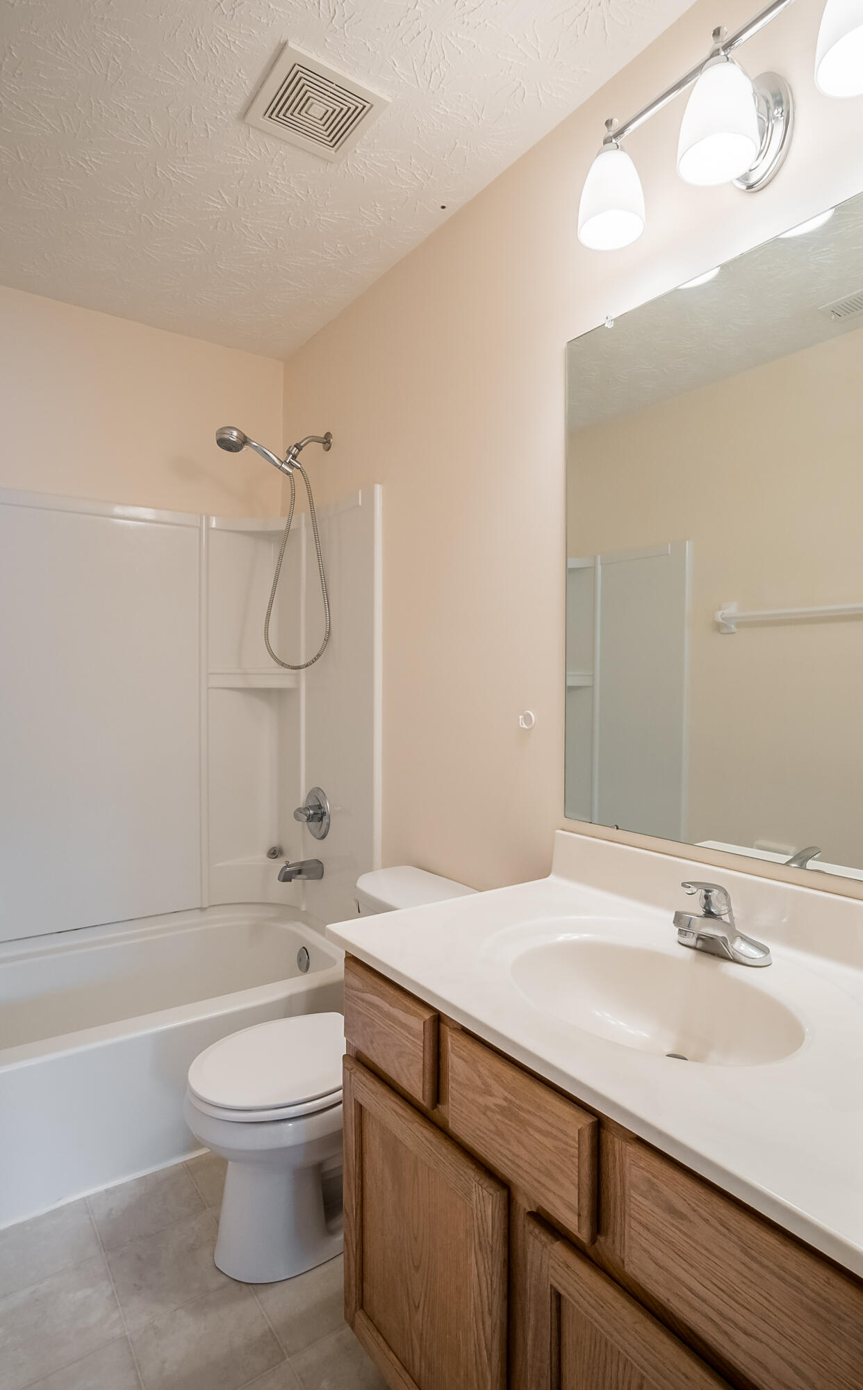 2880 Manor, Troy, Ohio 45373