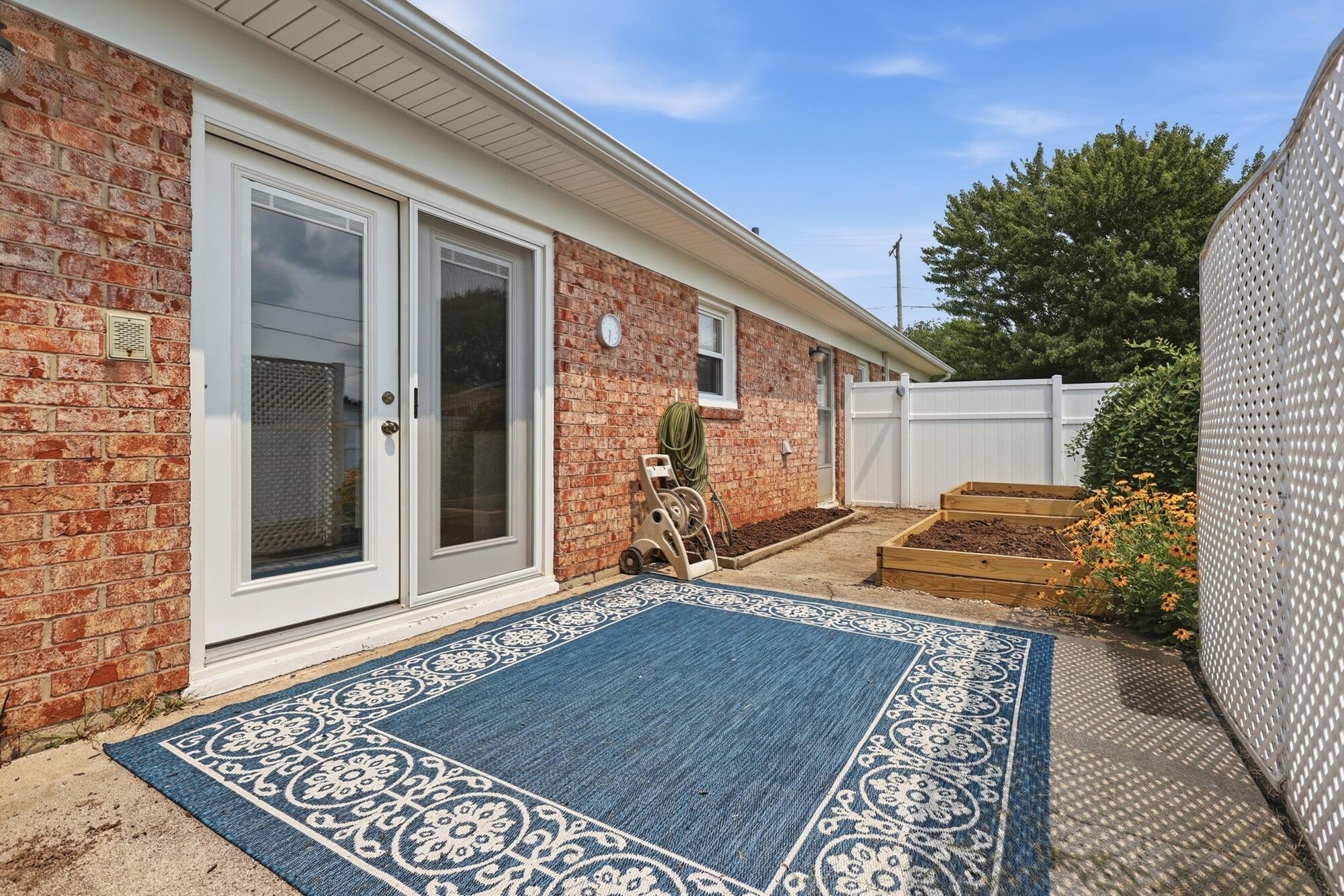 302 Smith, New Carlisle, Ohio 45344