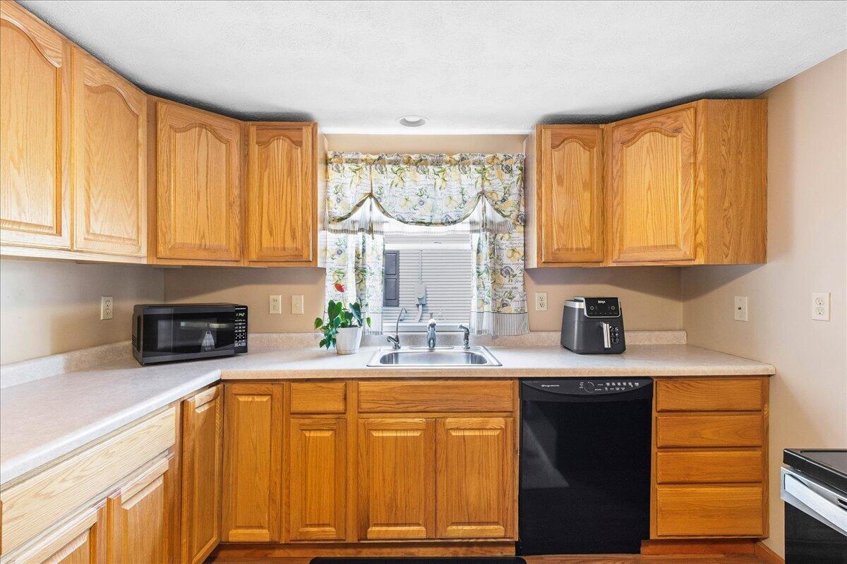 11579 S R 365, Lakeview, Ohio 43331