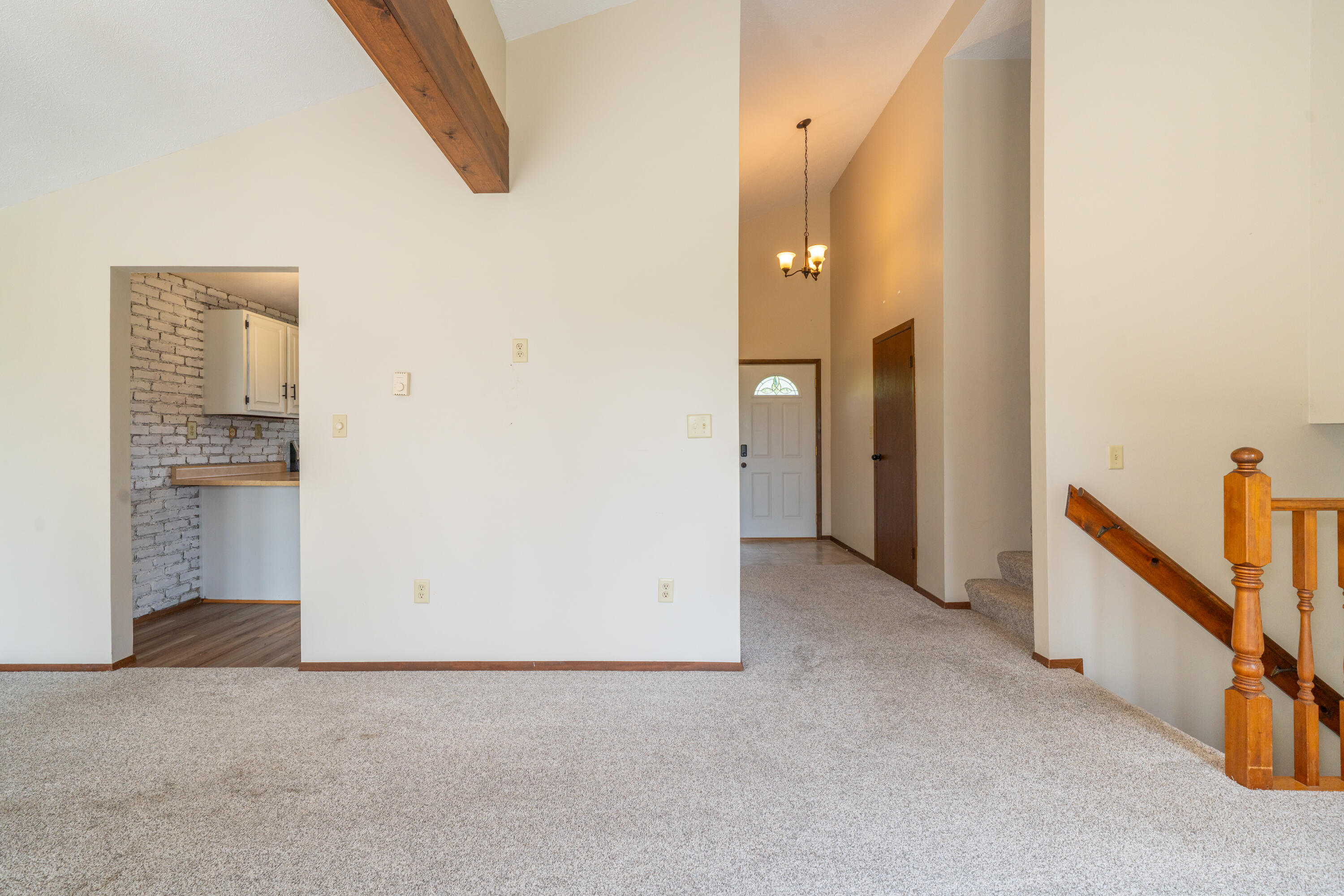 9901 Ballentine, New Carlisle, Ohio 45344