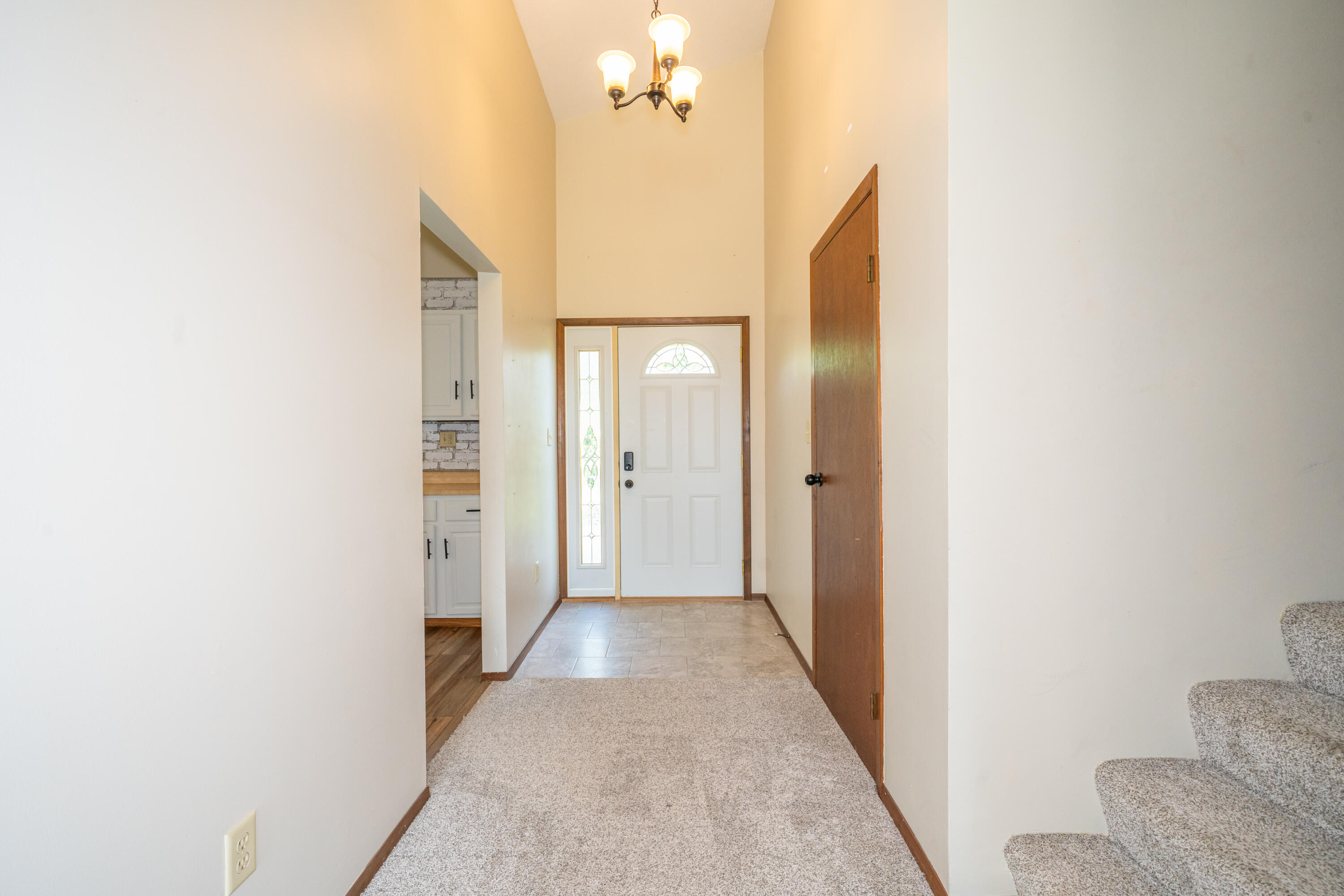9901 Ballentine, New Carlisle, Ohio 45344