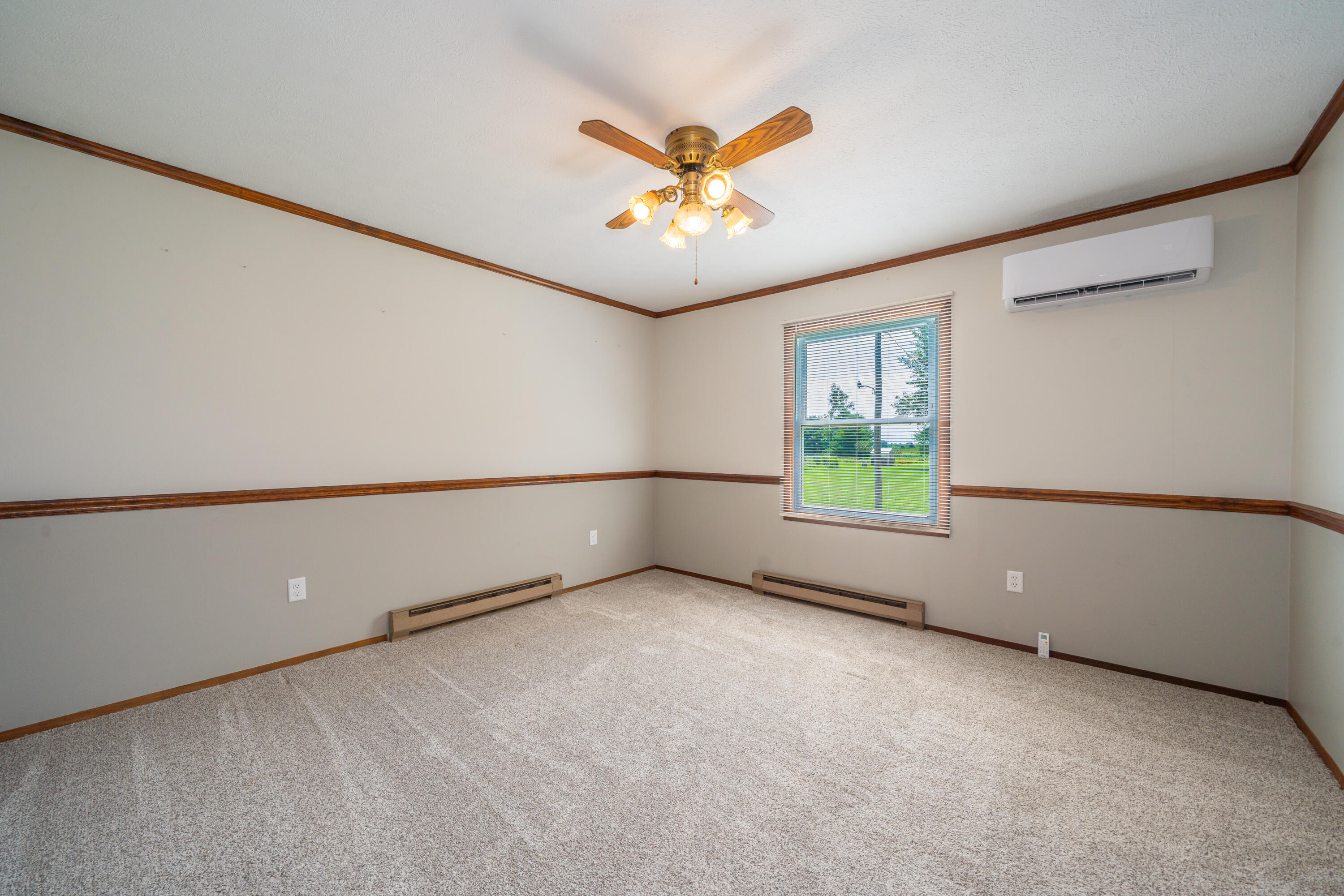 9901 Ballentine, New Carlisle, Ohio 45344