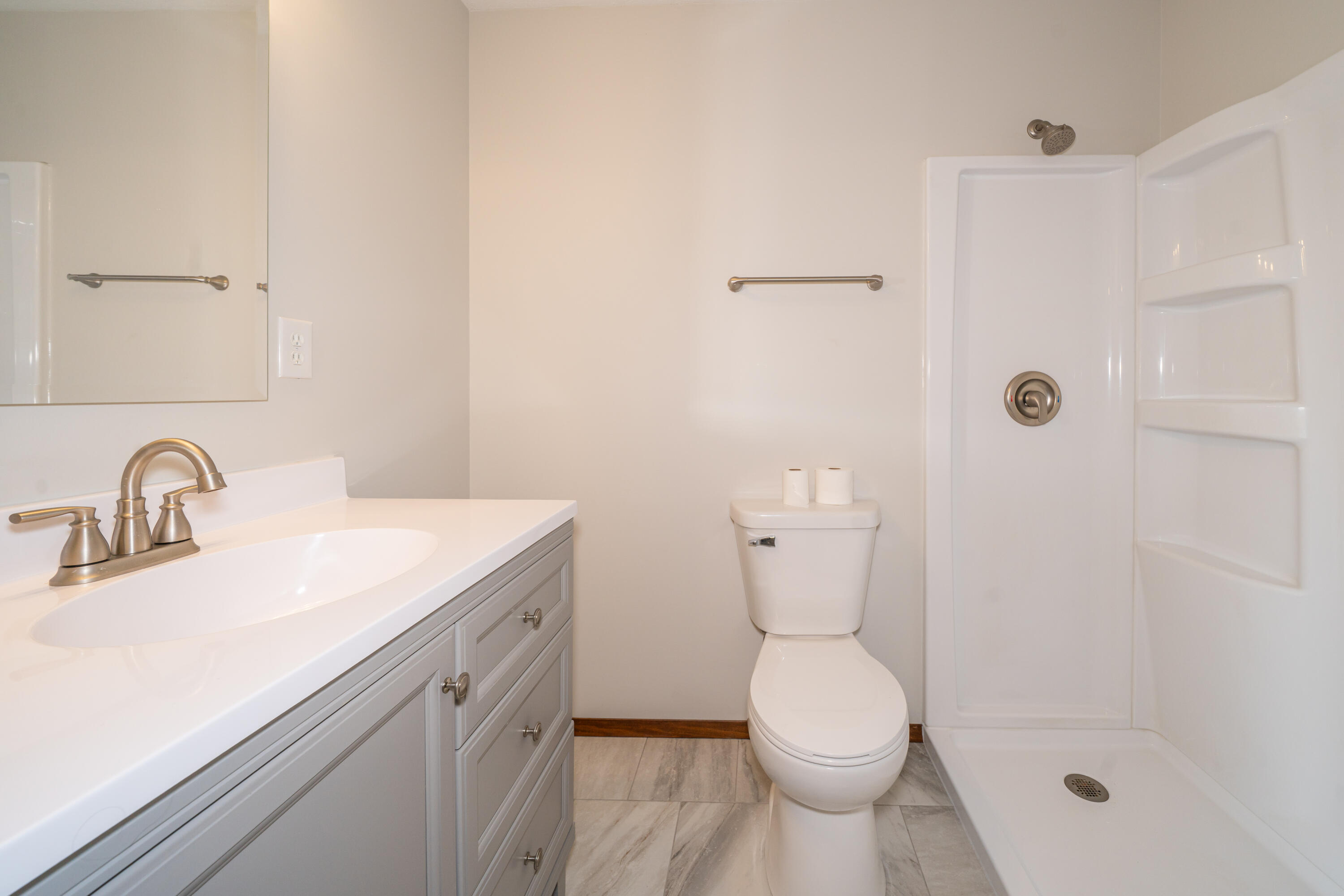9901 Ballentine, New Carlisle, Ohio 45344