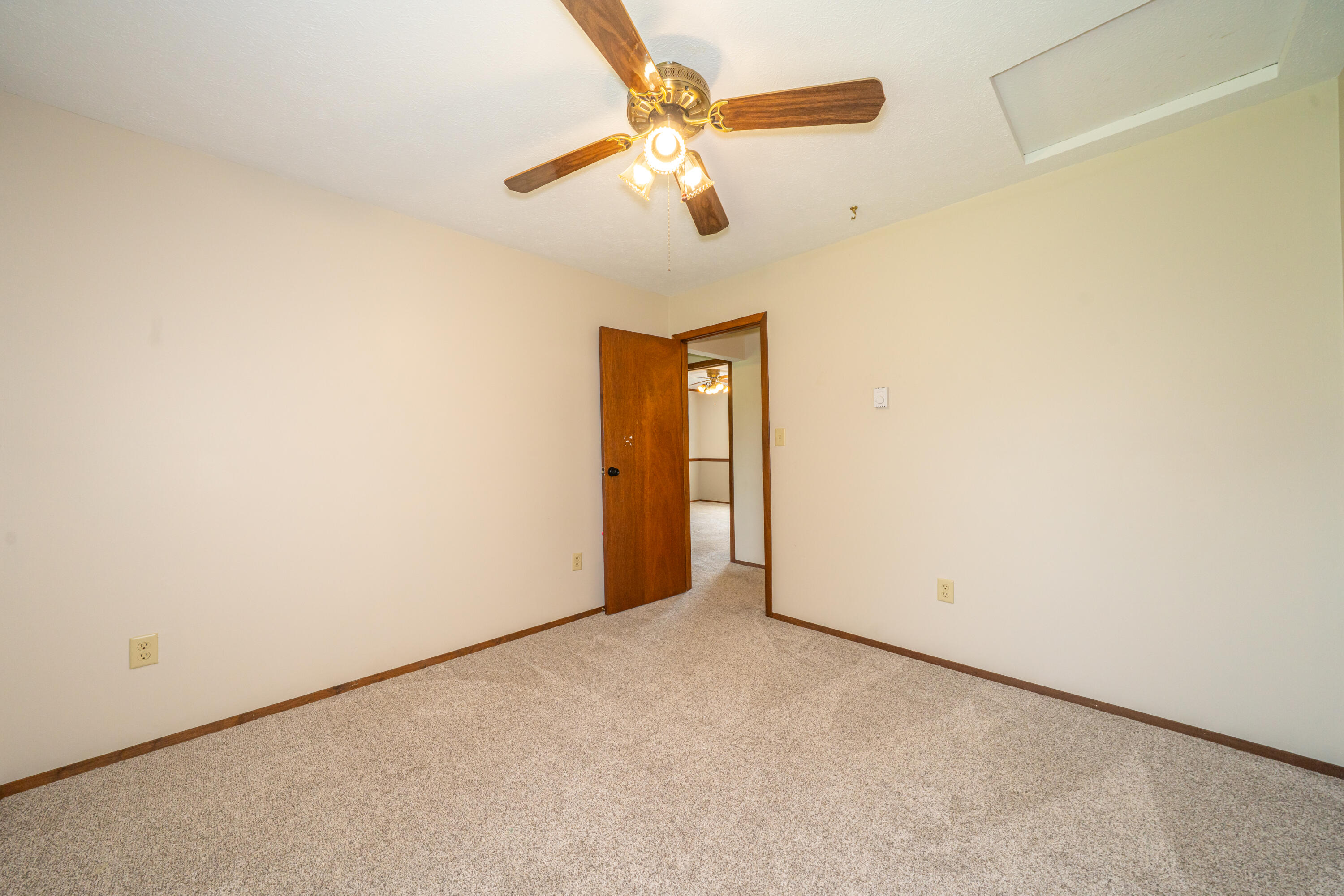 9901 Ballentine, New Carlisle, Ohio 45344