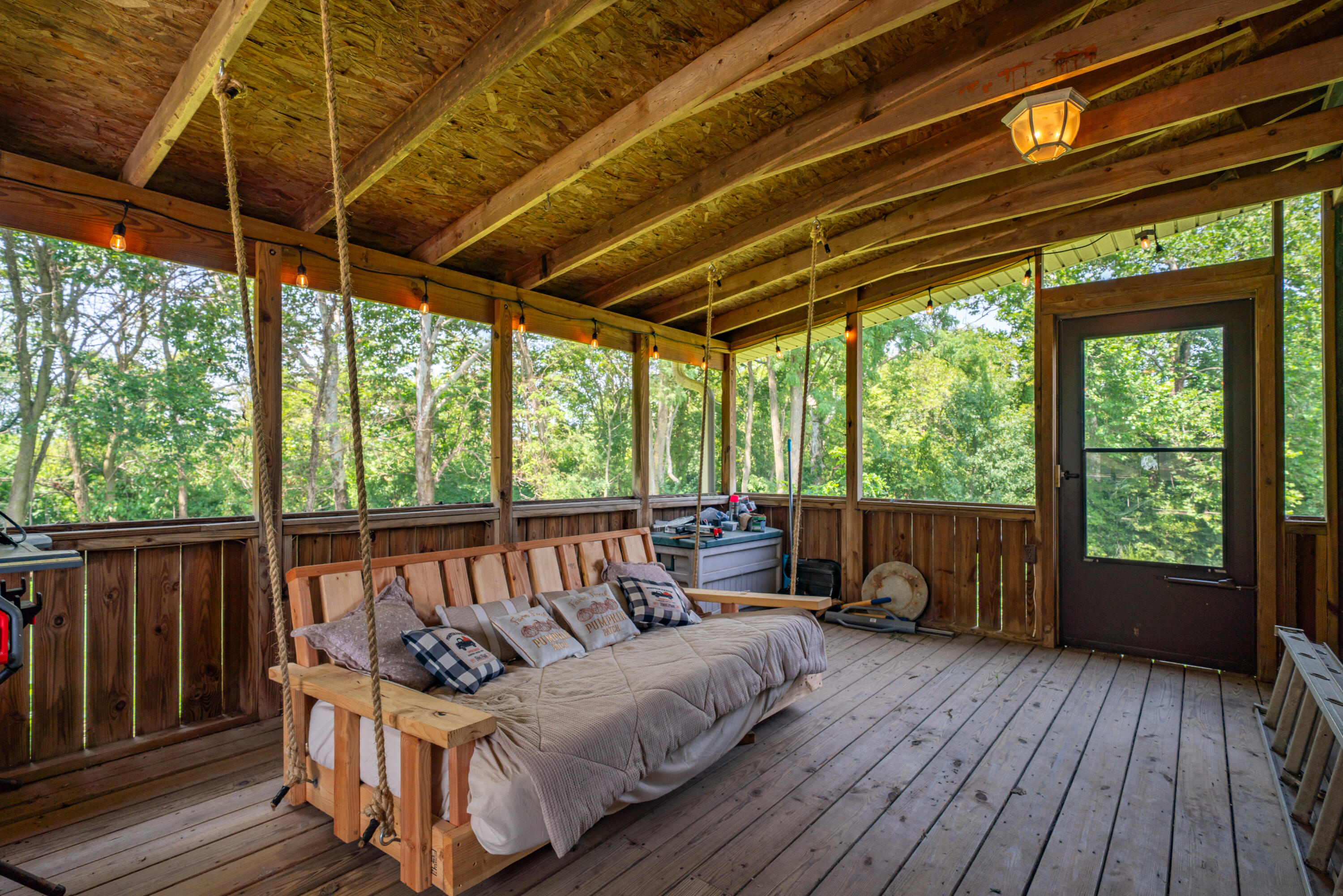 9901 Ballentine, New Carlisle, Ohio 45344
