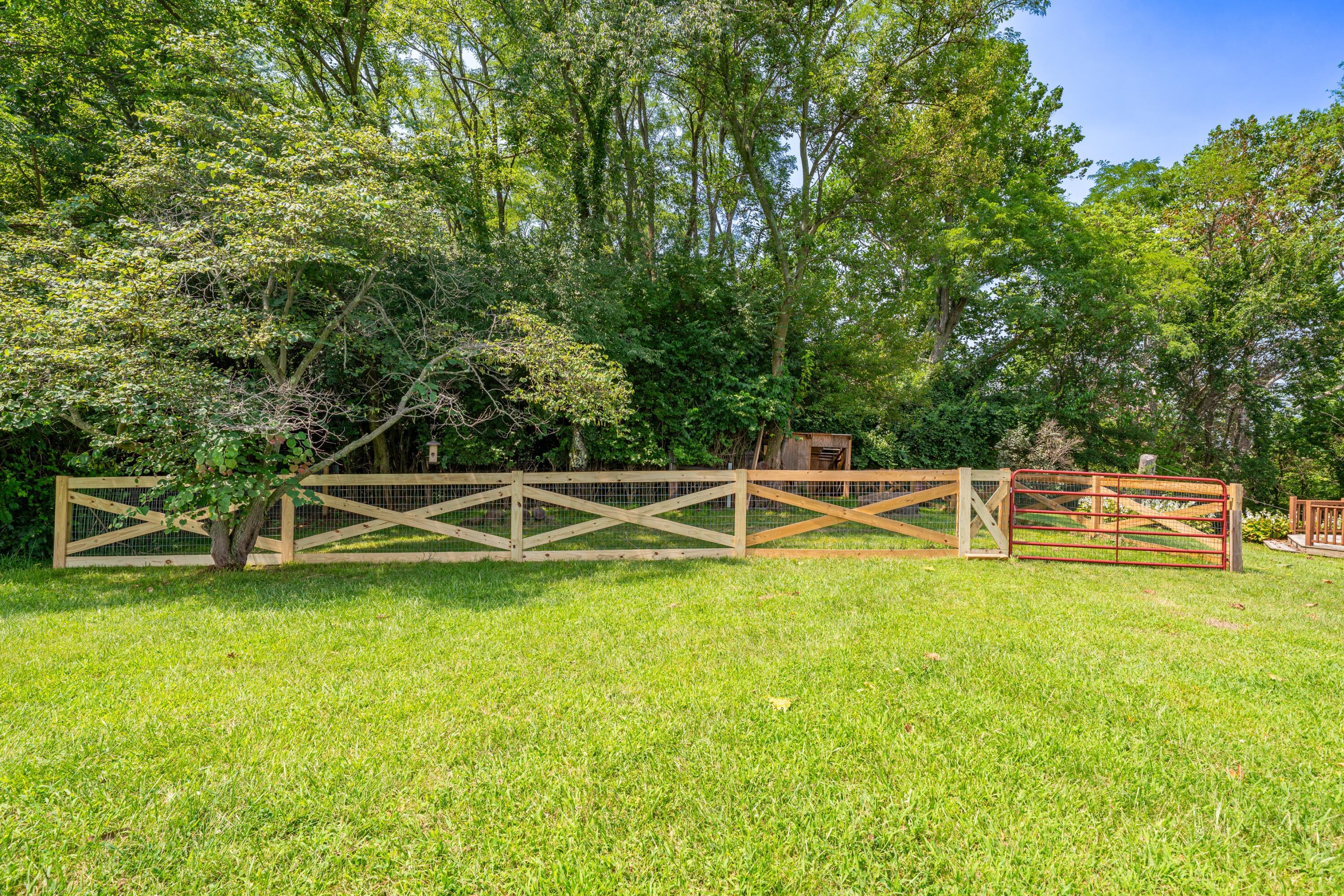 9901 Ballentine, New Carlisle, Ohio 45344