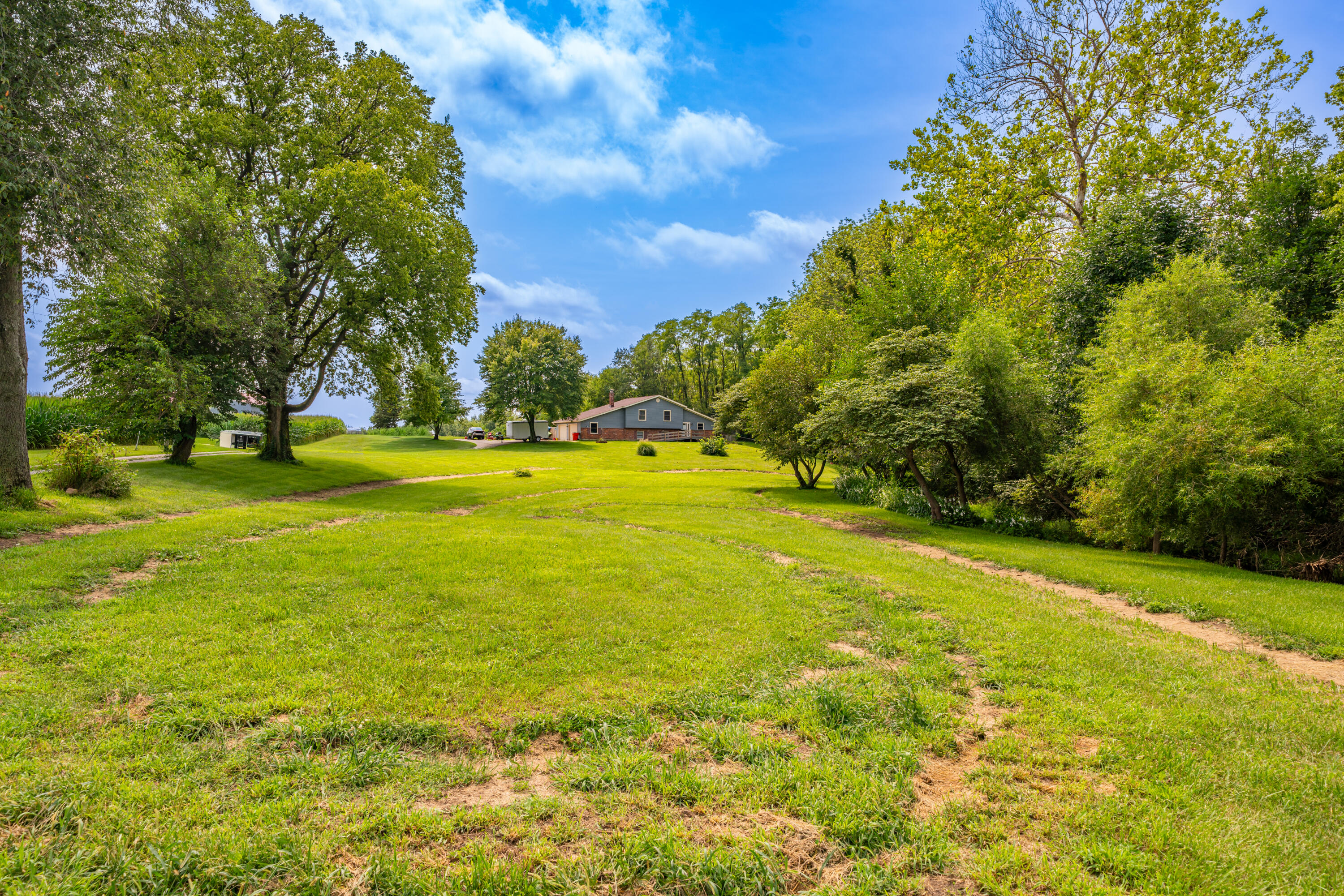 9901 Ballentine, New Carlisle, Ohio 45344