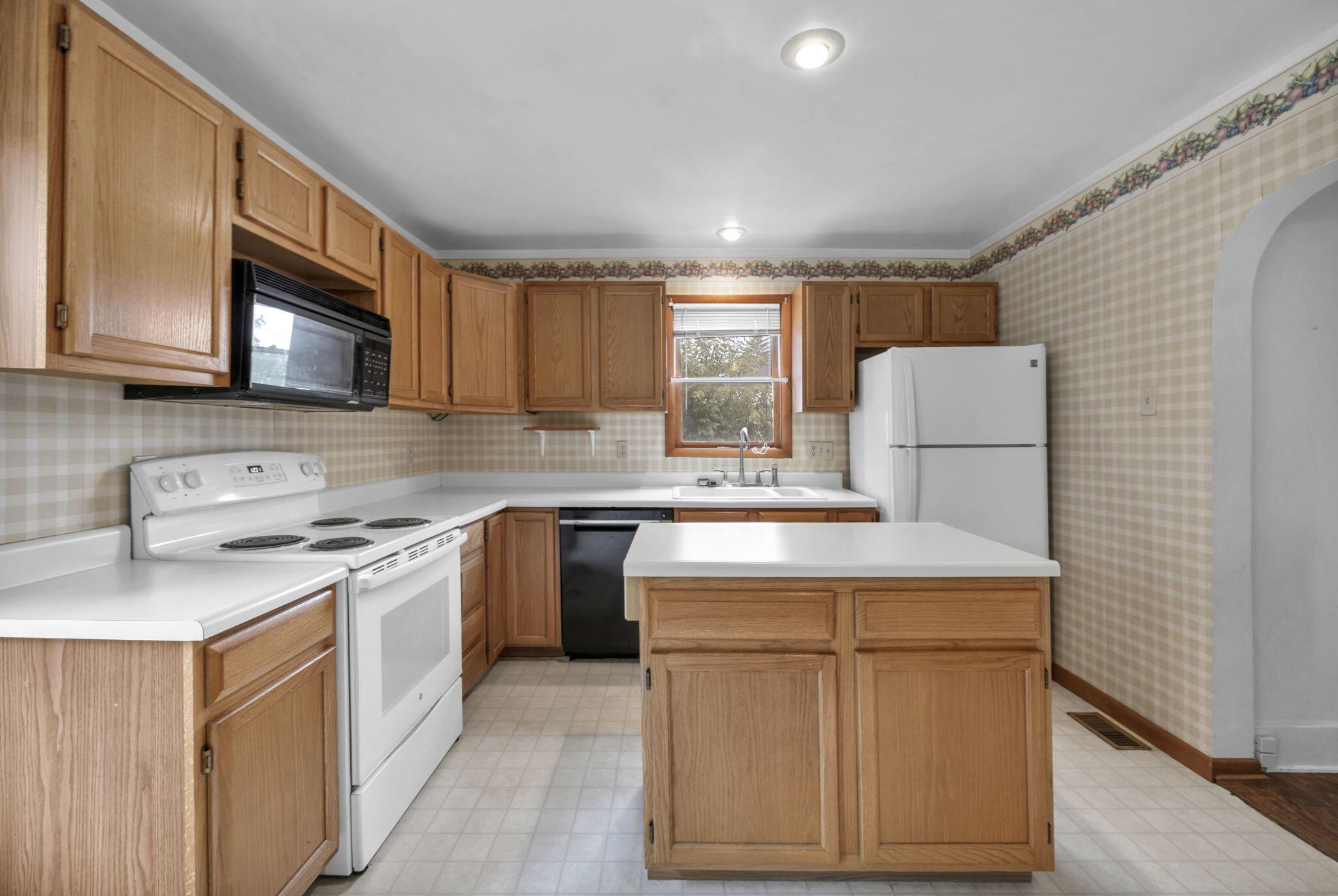 119 Bloomfield, Urbana, Ohio 43078