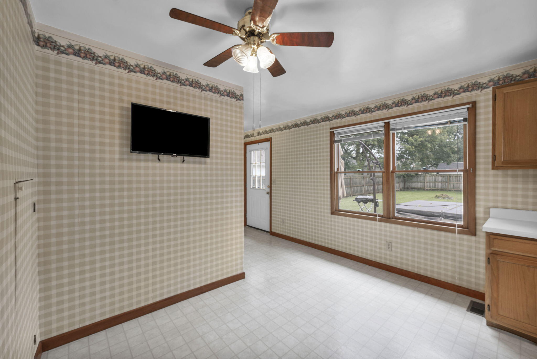 119 Bloomfield, Urbana, Ohio 43078