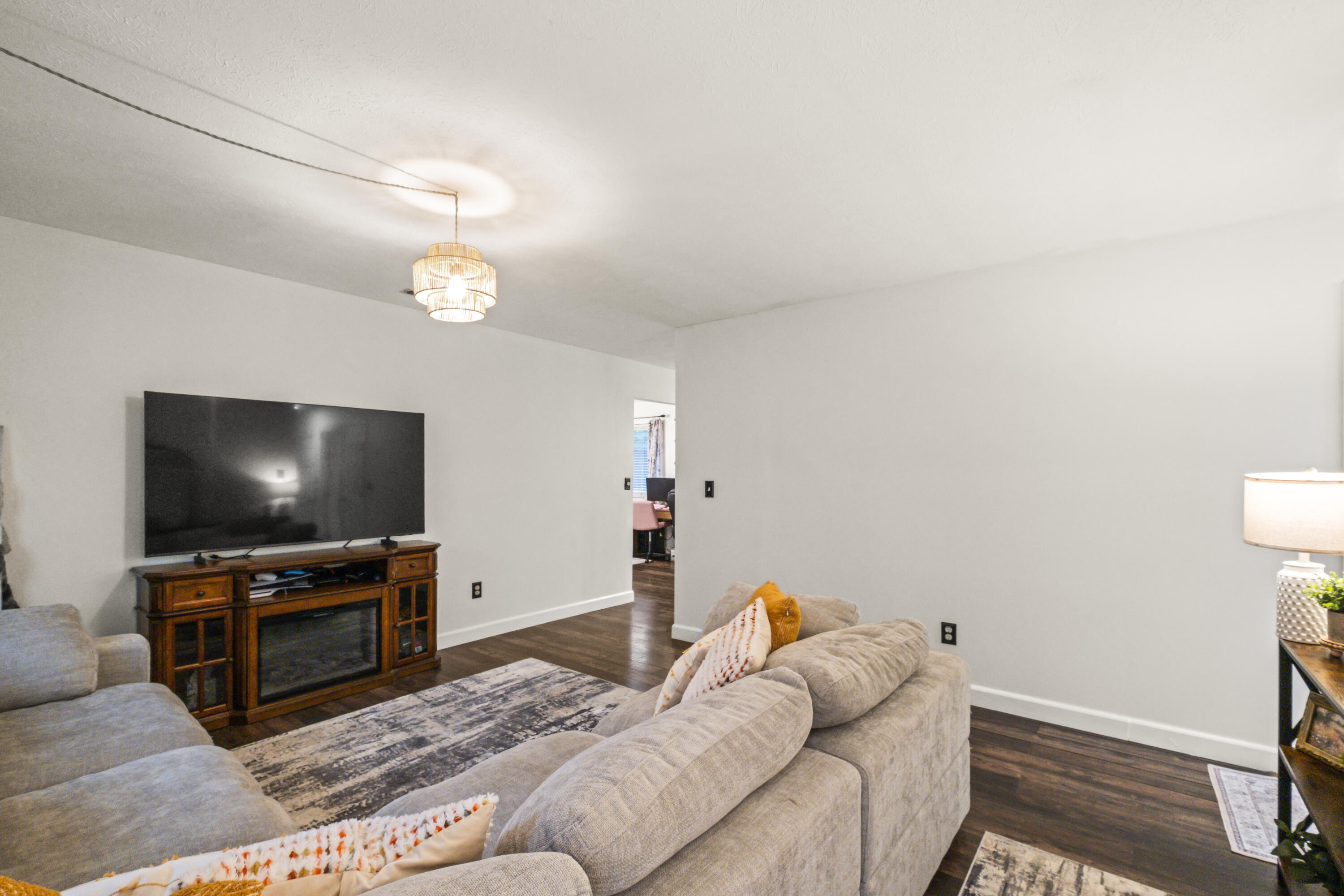 2511 Inverness, Troy, Ohio 45373