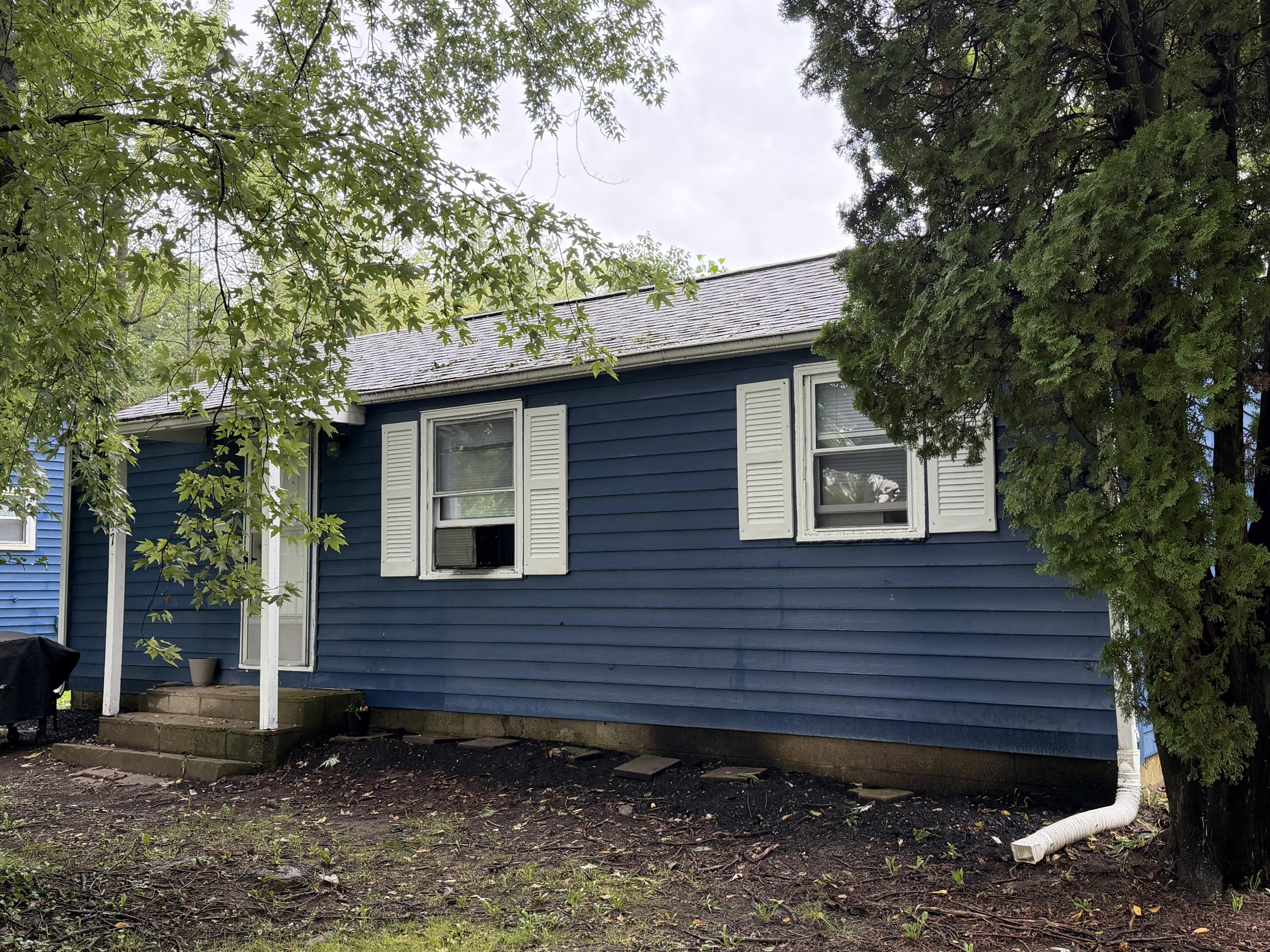 4037 Yellow Springs, Springfield, Ohio 45506