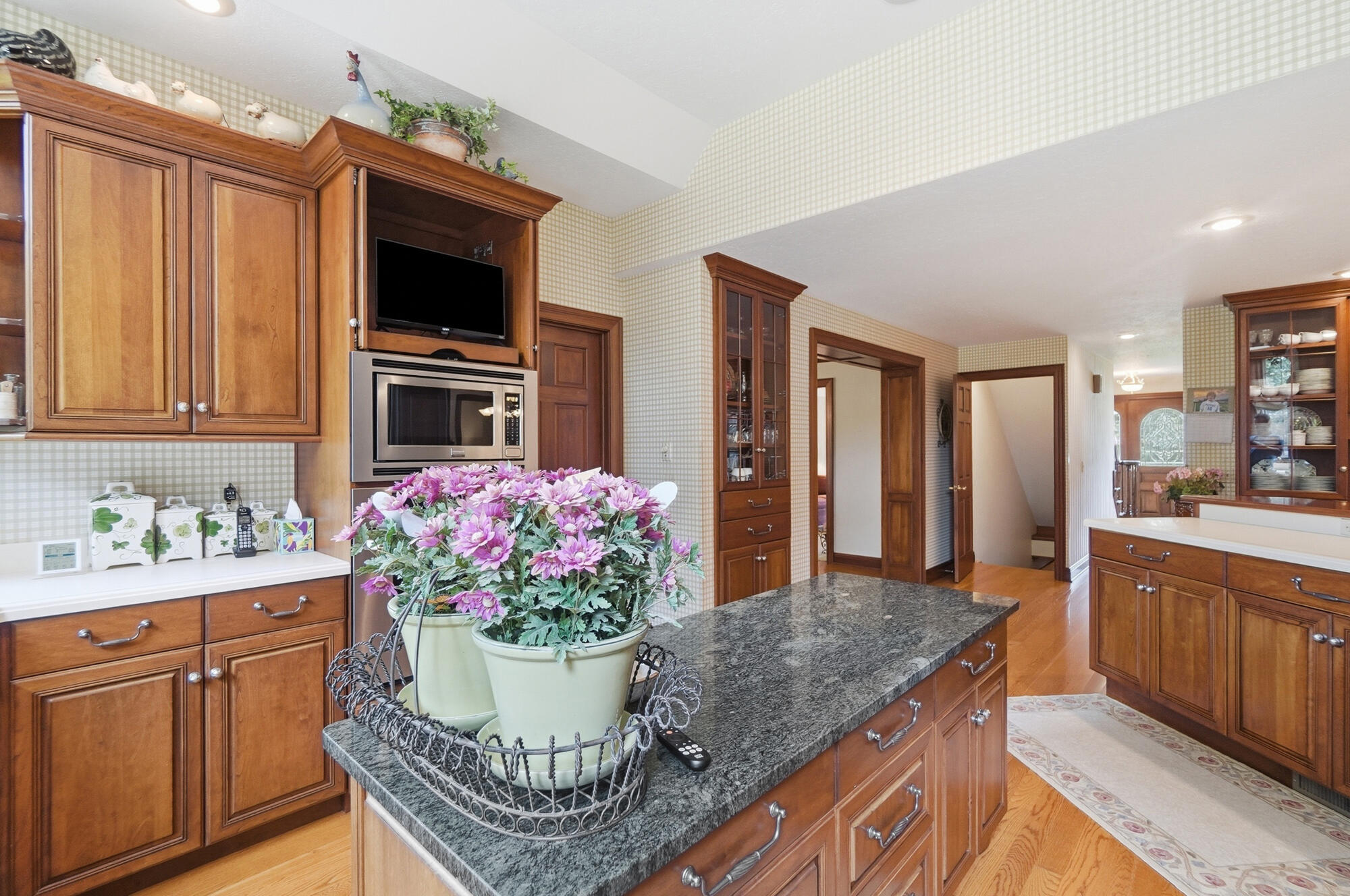 2360 Seneca, Troy, Ohio 45373