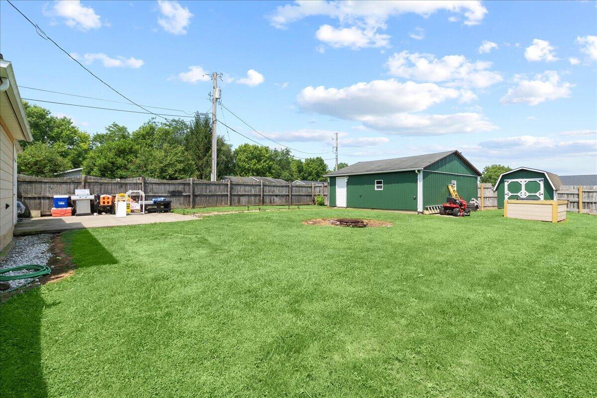 426 Light, Urbana, Ohio 43078