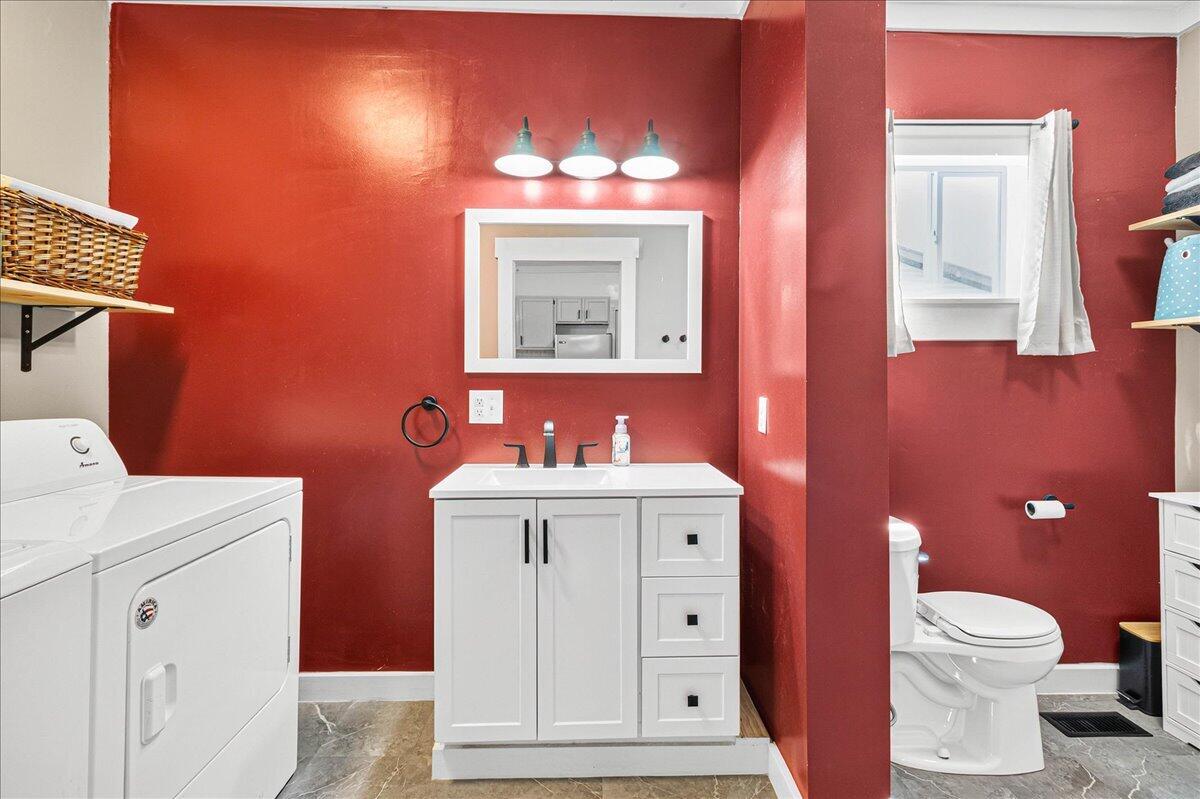426 Light, Urbana, Ohio 43078