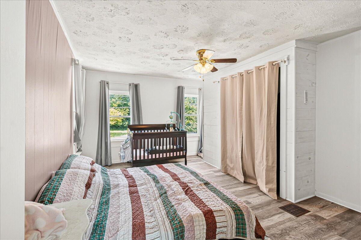 426 Light, Urbana, Ohio 43078