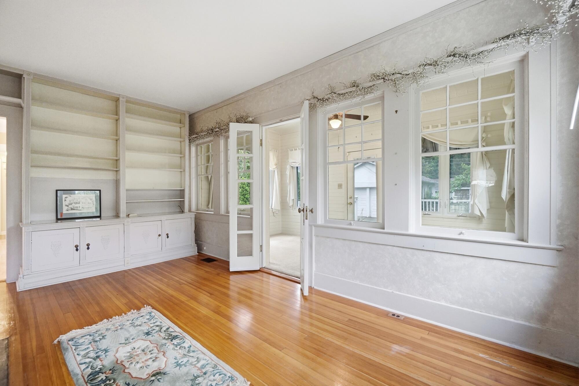 1824 Crescent, Springfield, Ohio 45504