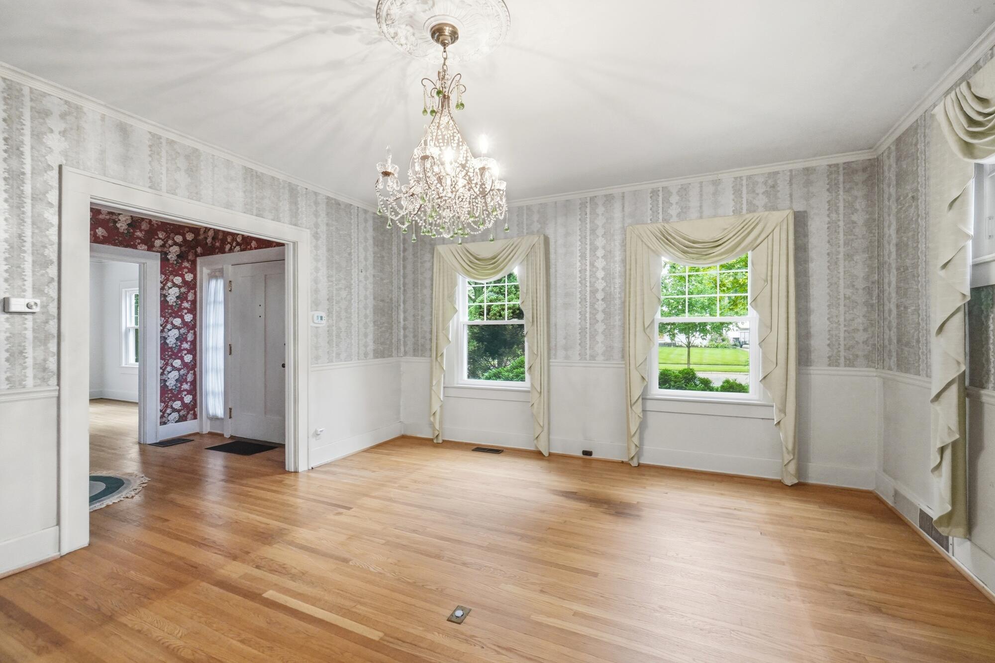1824 Crescent, Springfield, Ohio 45504