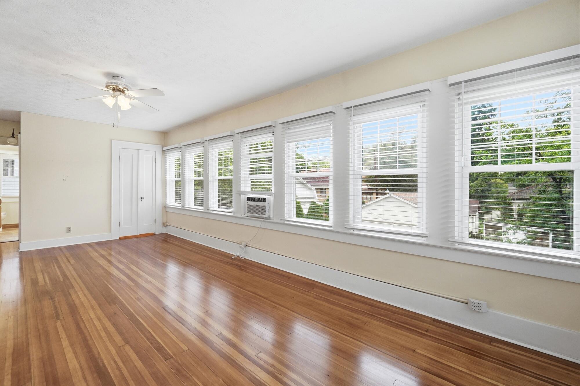 1824 Crescent, Springfield, Ohio 45504