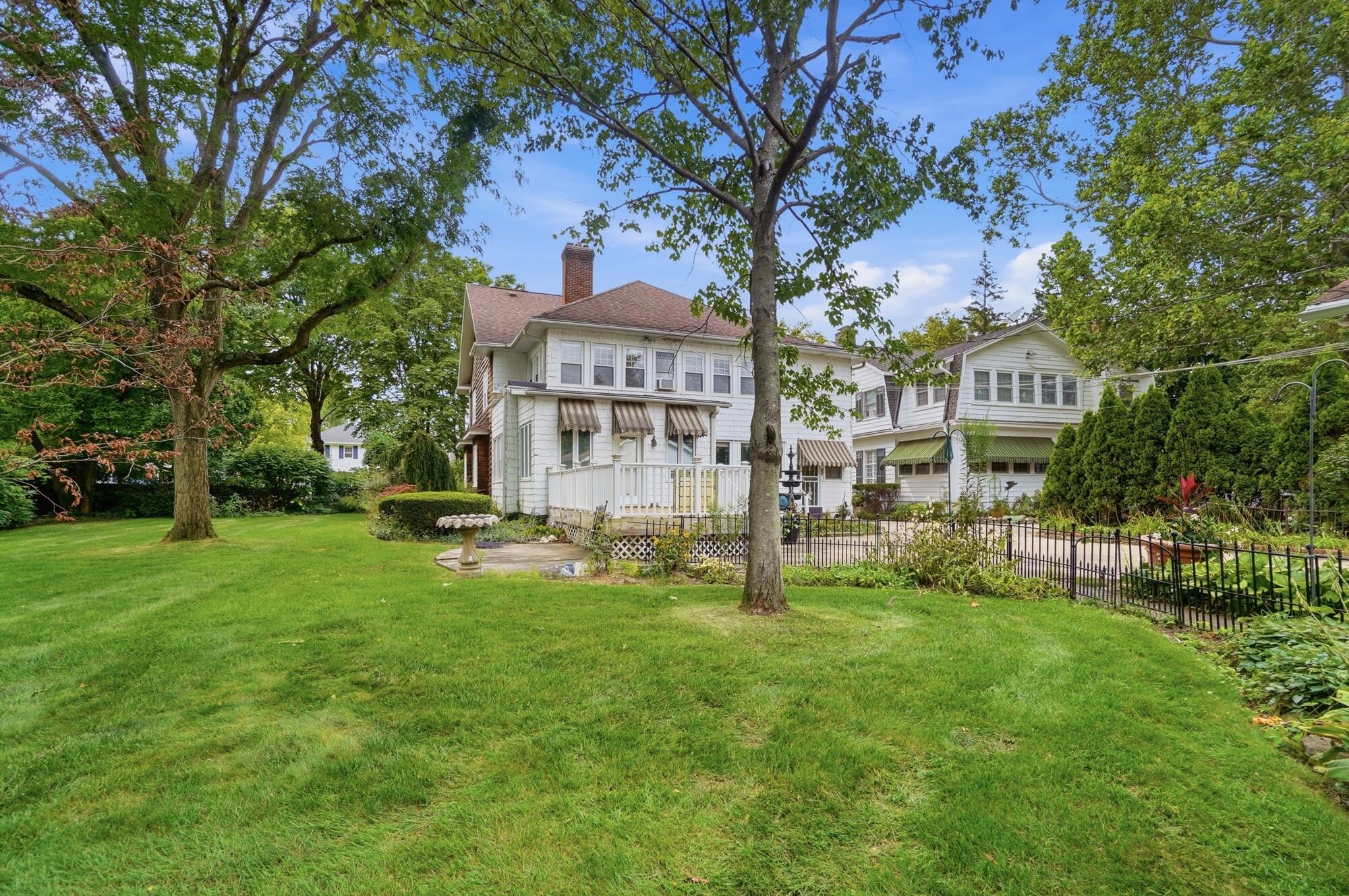 1824 Crescent, Springfield, Ohio 45504